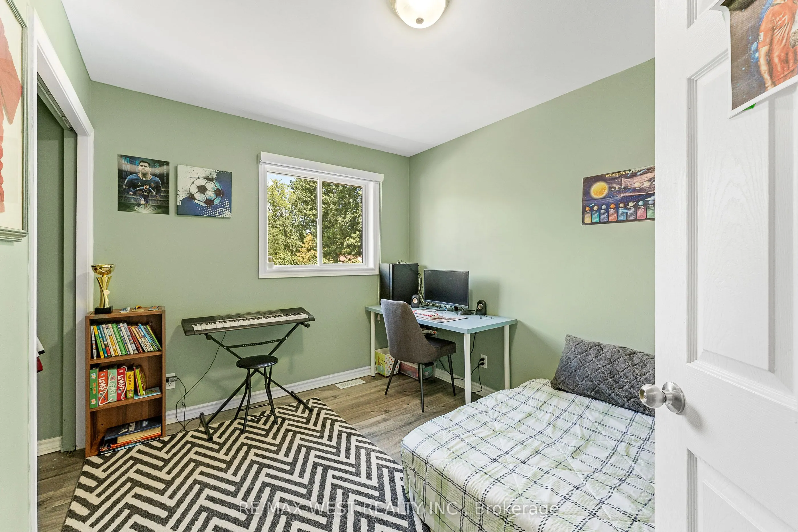 3462 Treeline Court