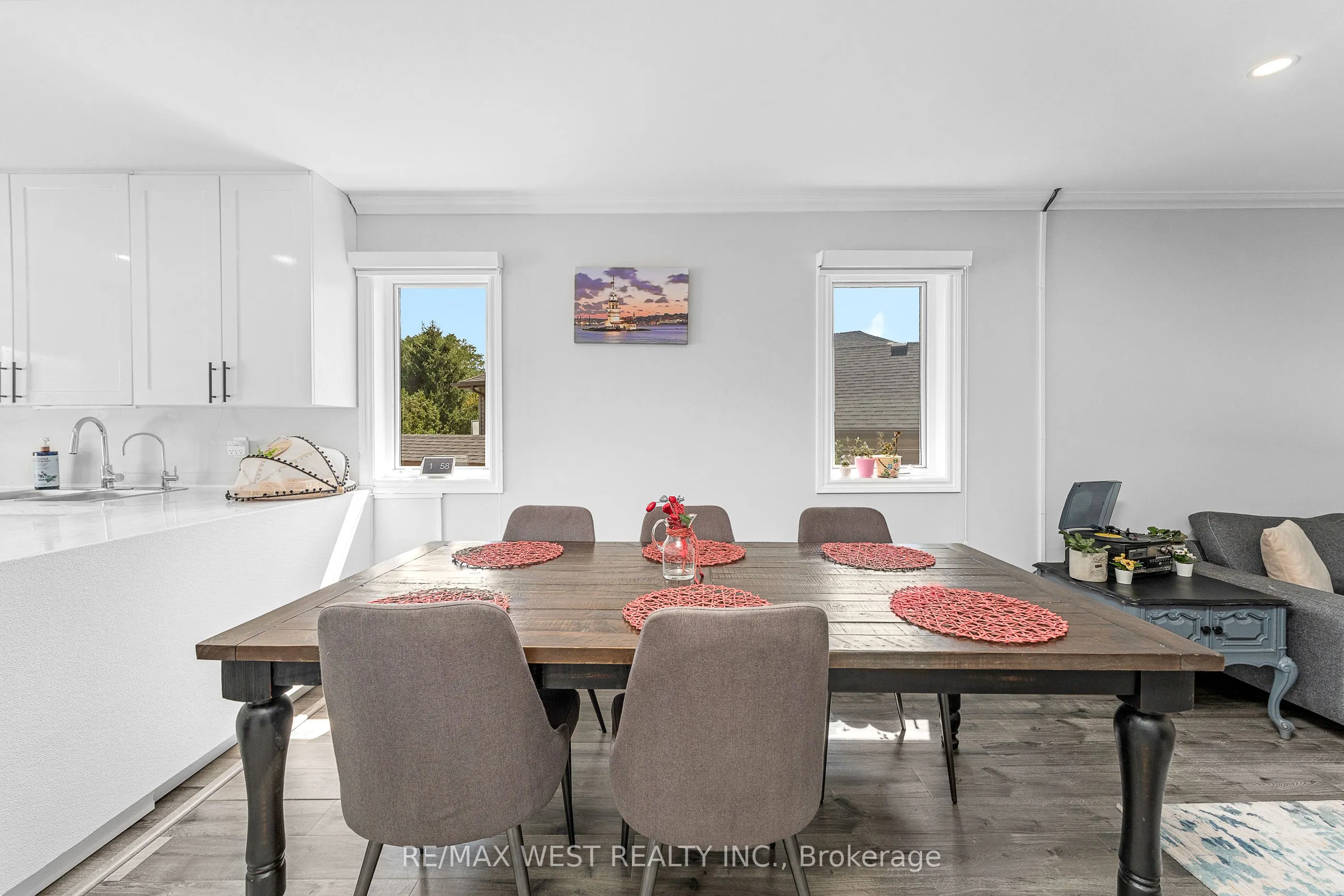3462 Treeline Court