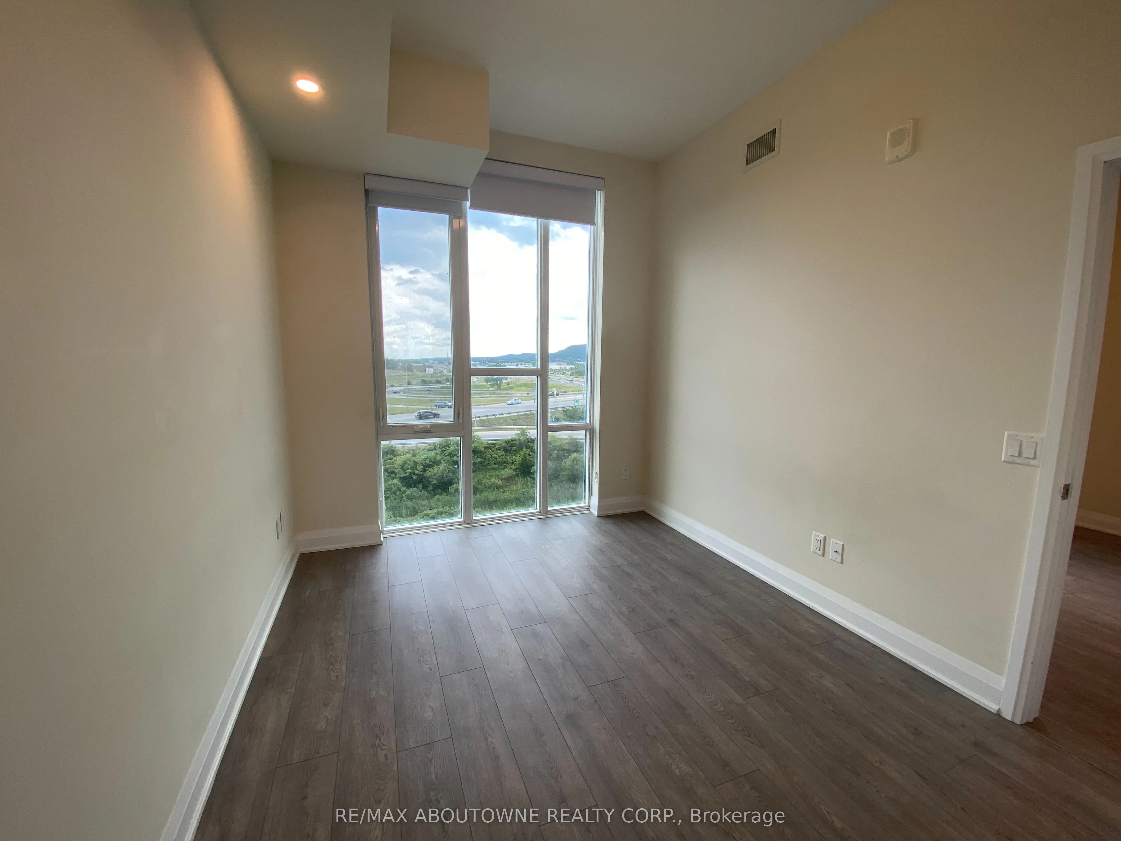 16 Concord Place, #21