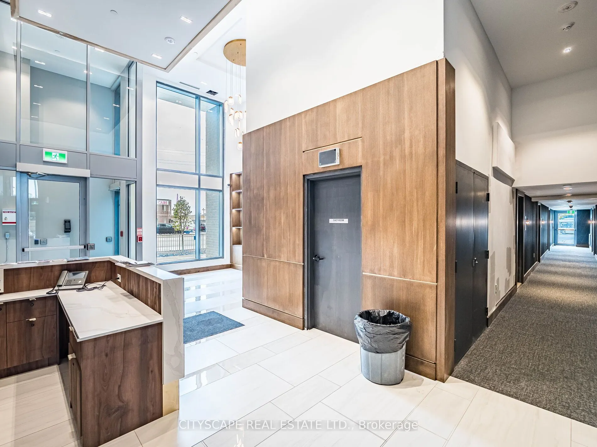 2782 Barton Street E, #1507