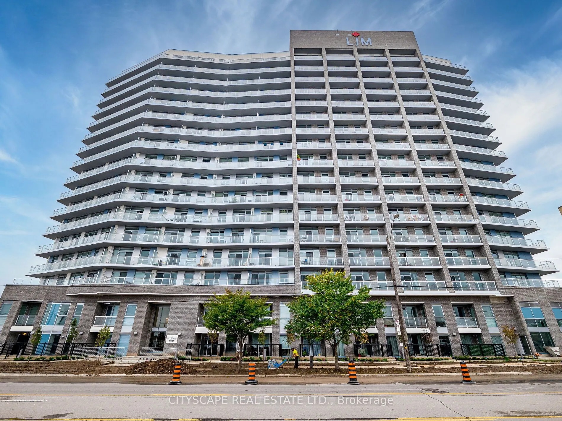 2782 Barton Street E, #1507