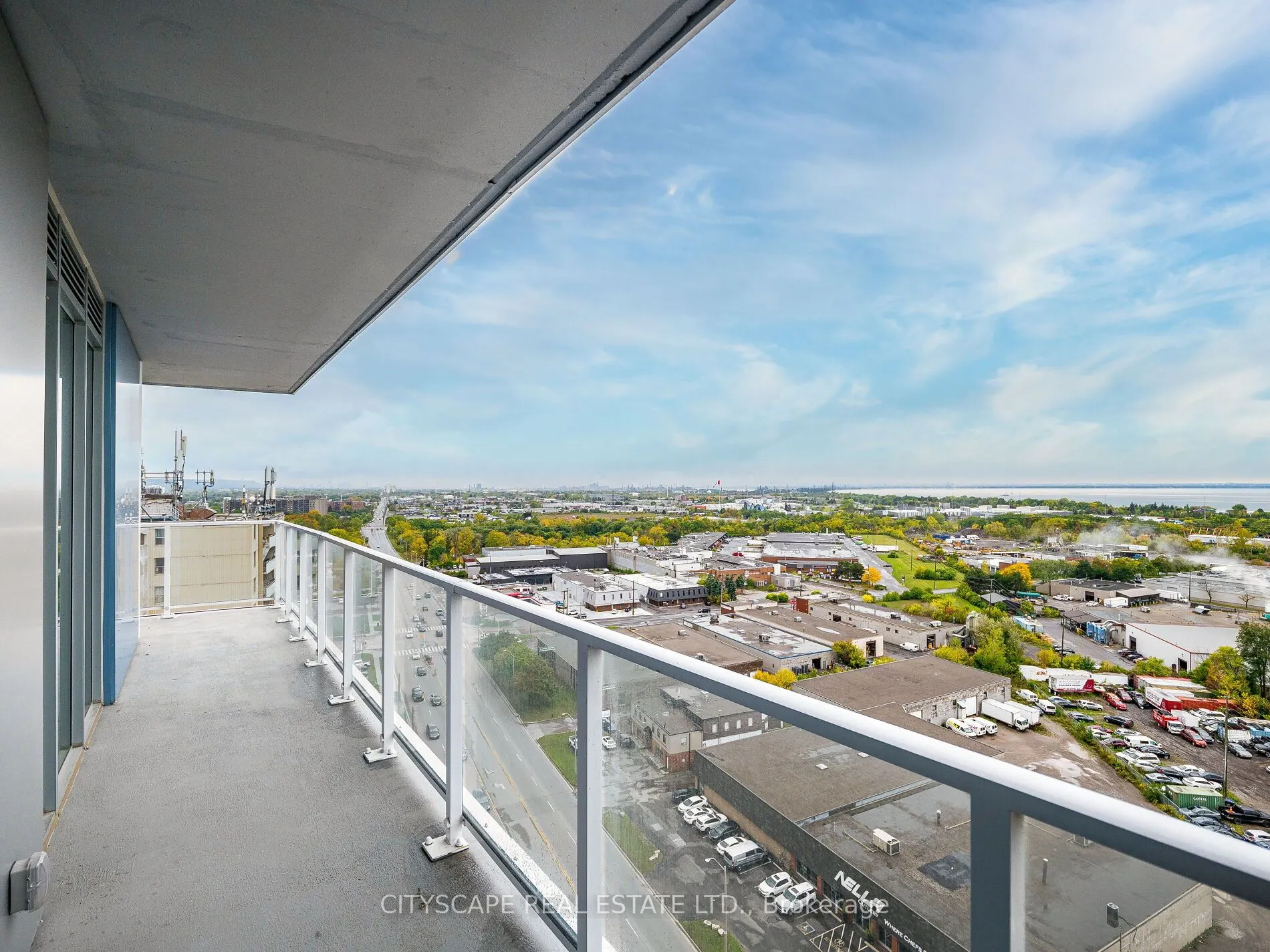 2782 Barton Street E, #1507