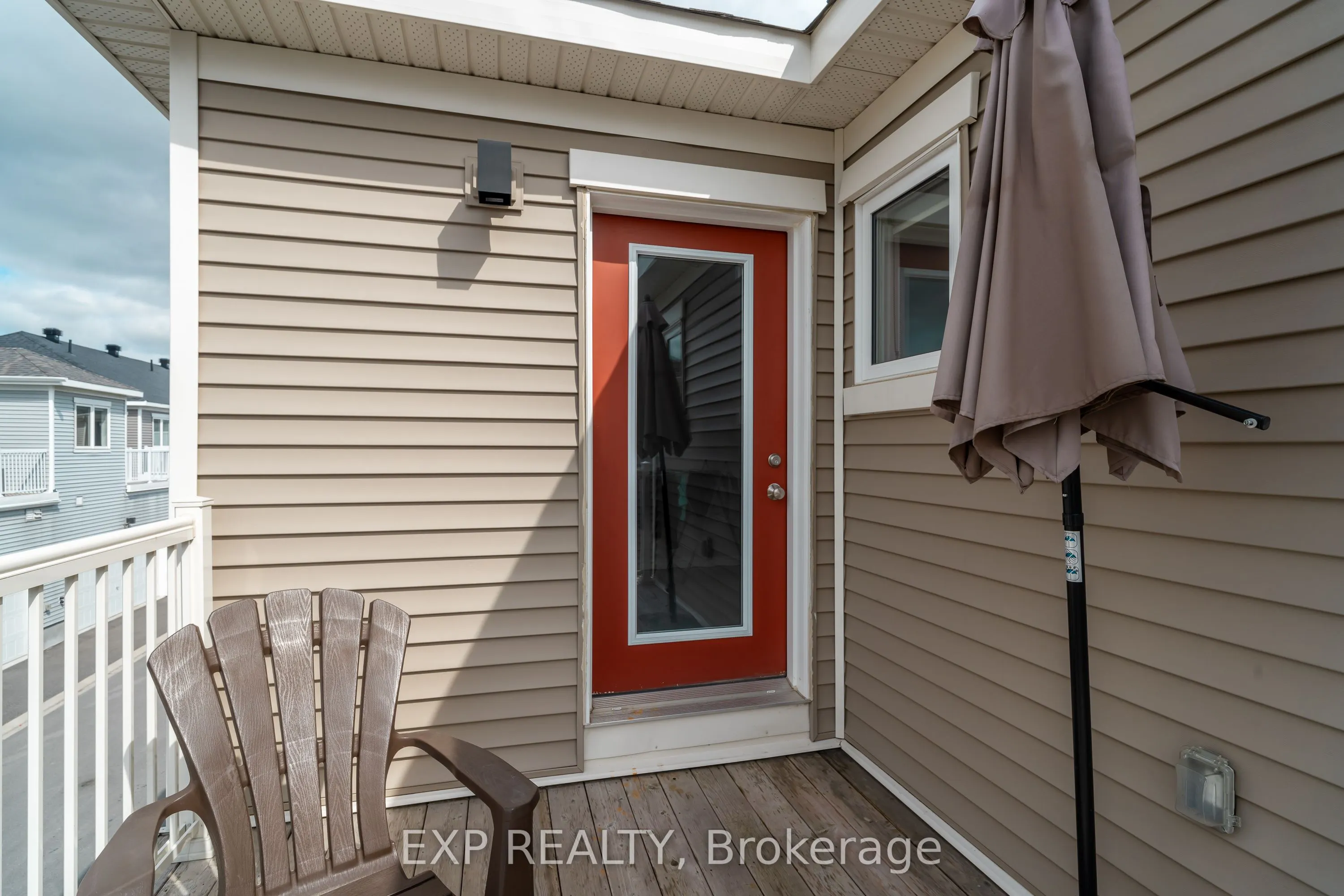 814 Horseshoe Falls Way
