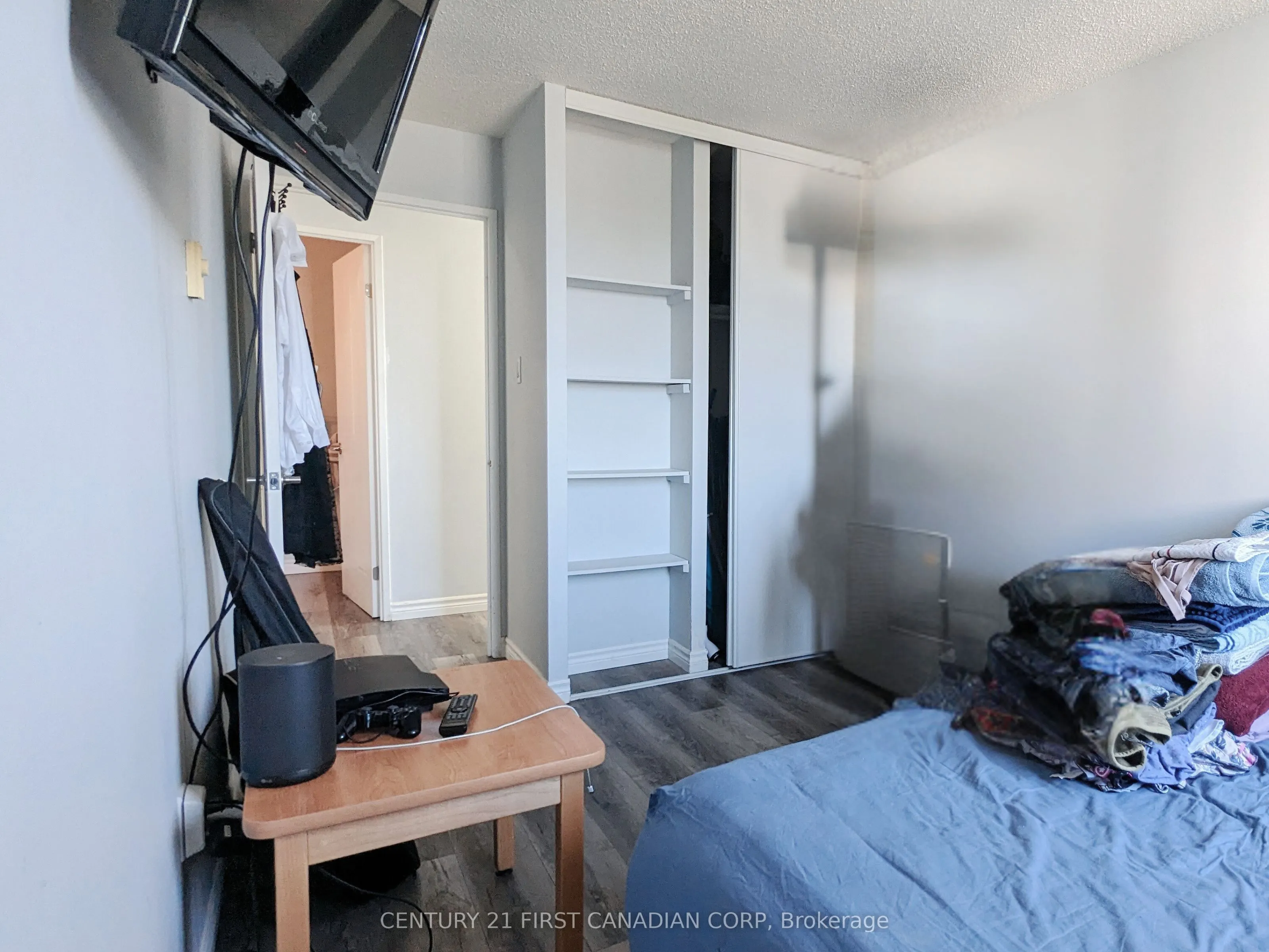 333 Commissioners Road W, #1007