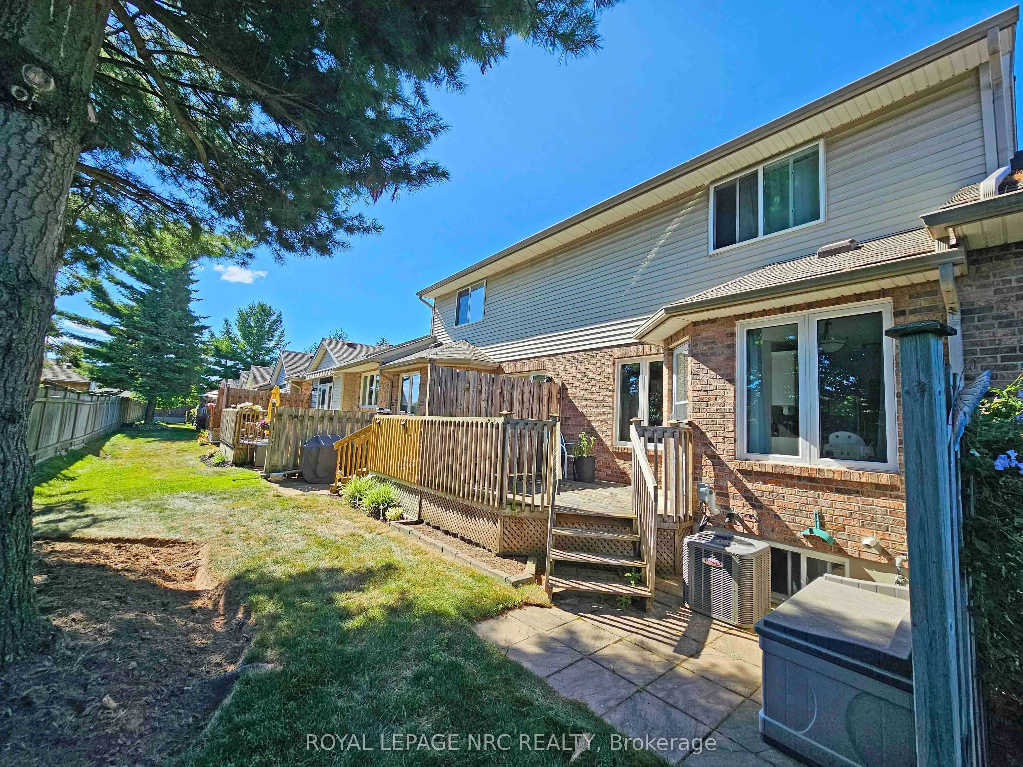 5070 drummond Road, #28