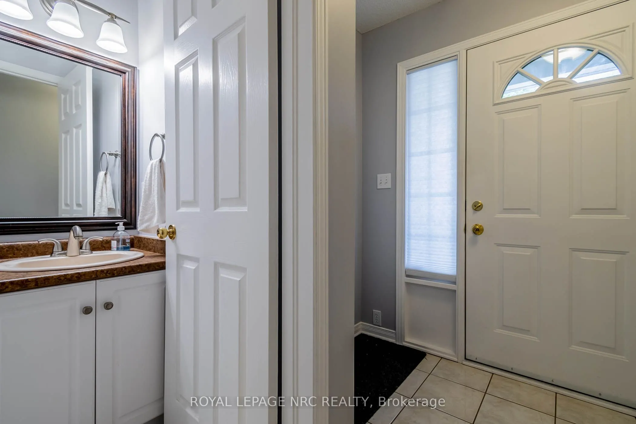 5070 drummond Road, #28