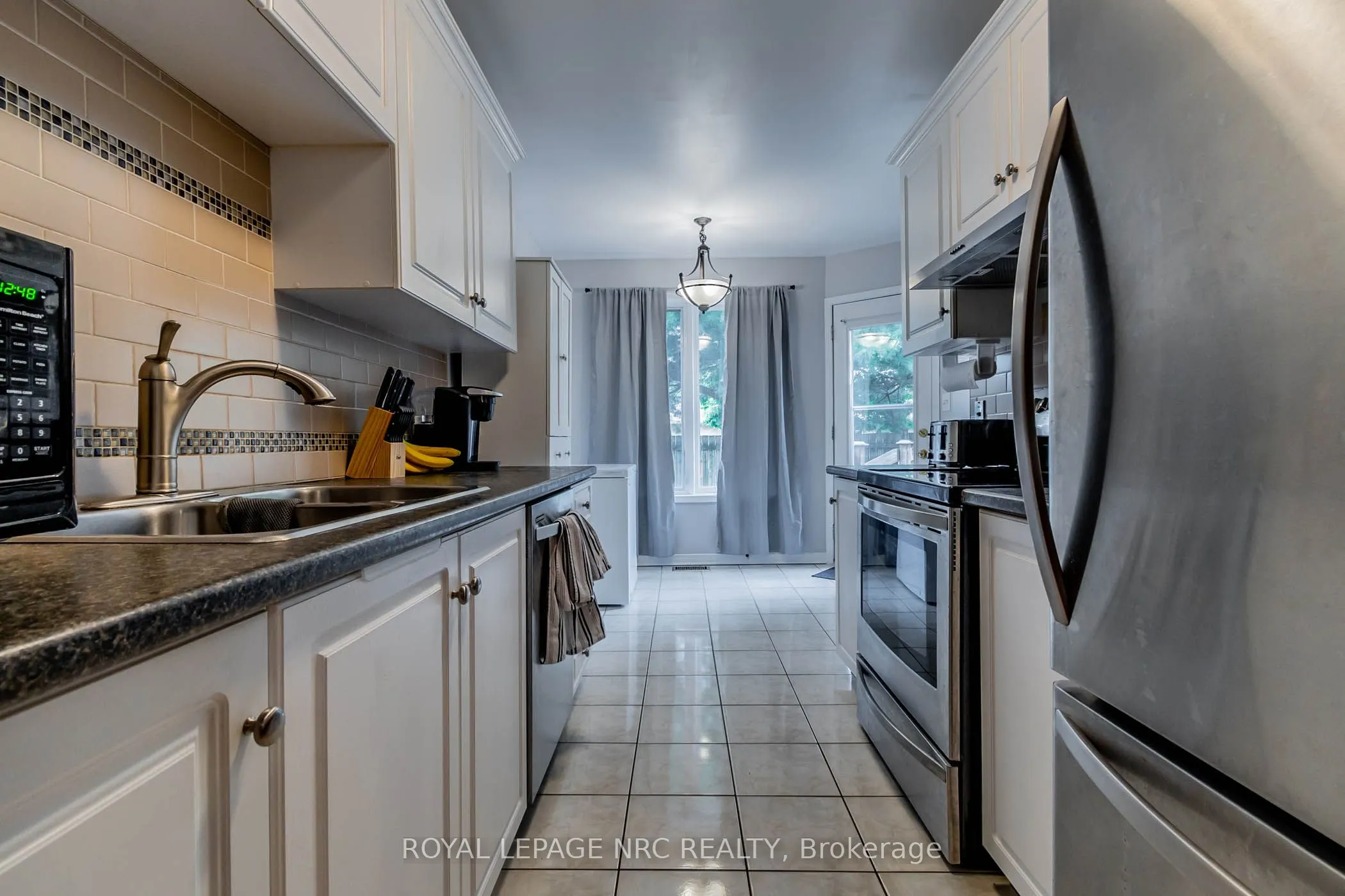5070 drummond Road, #28