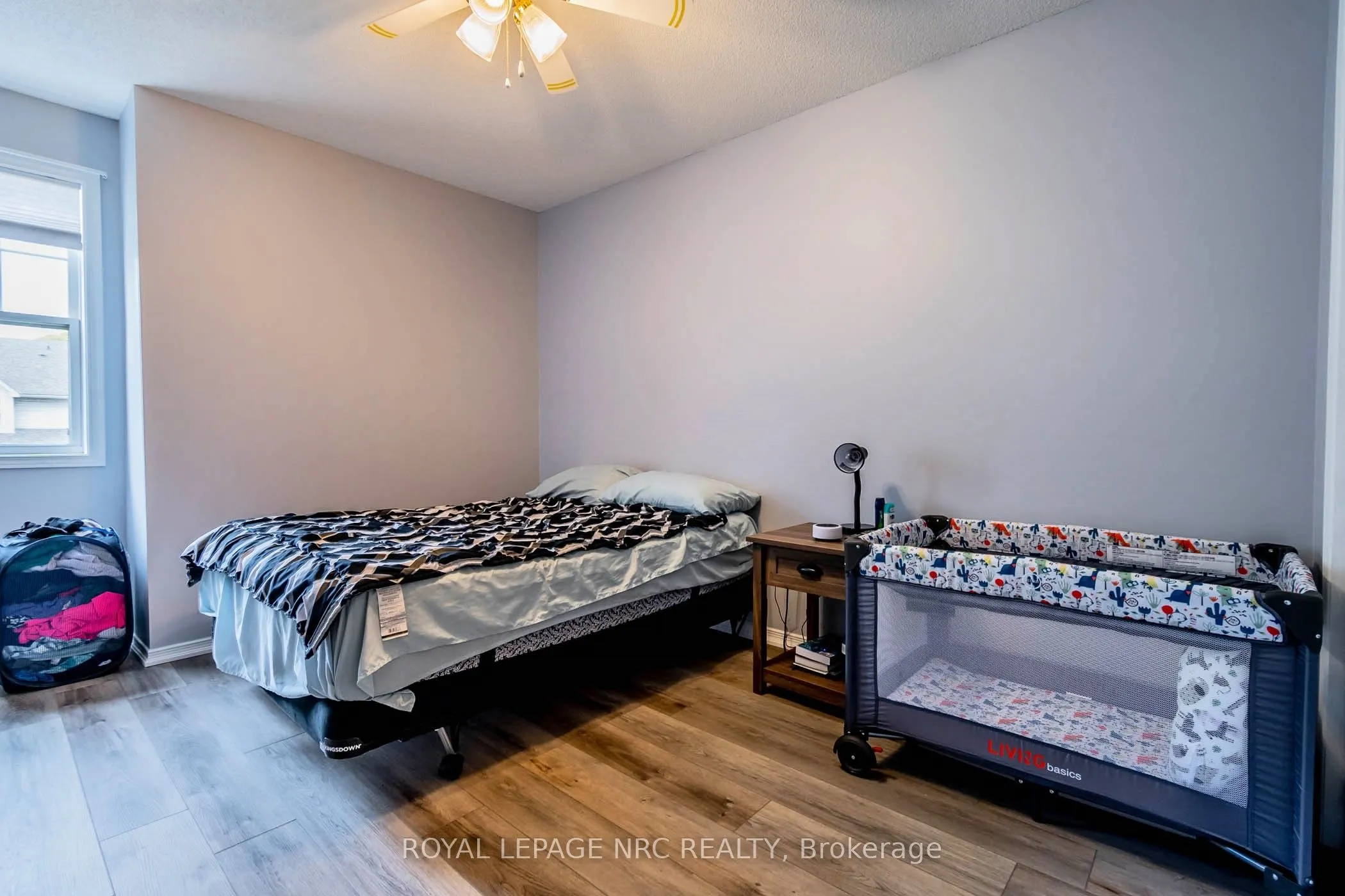 5070 drummond Road, #28