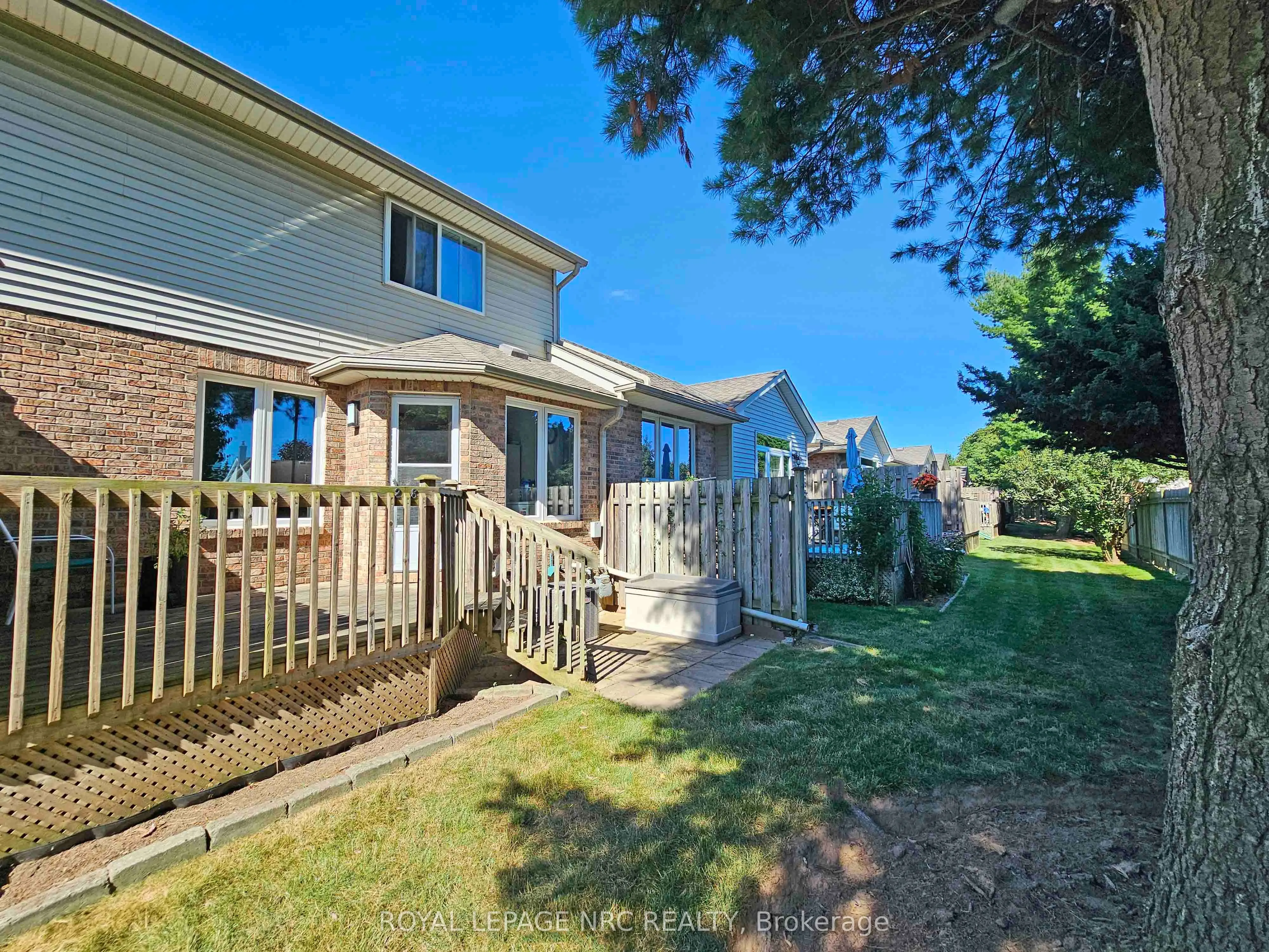 5070 drummond Road, #28