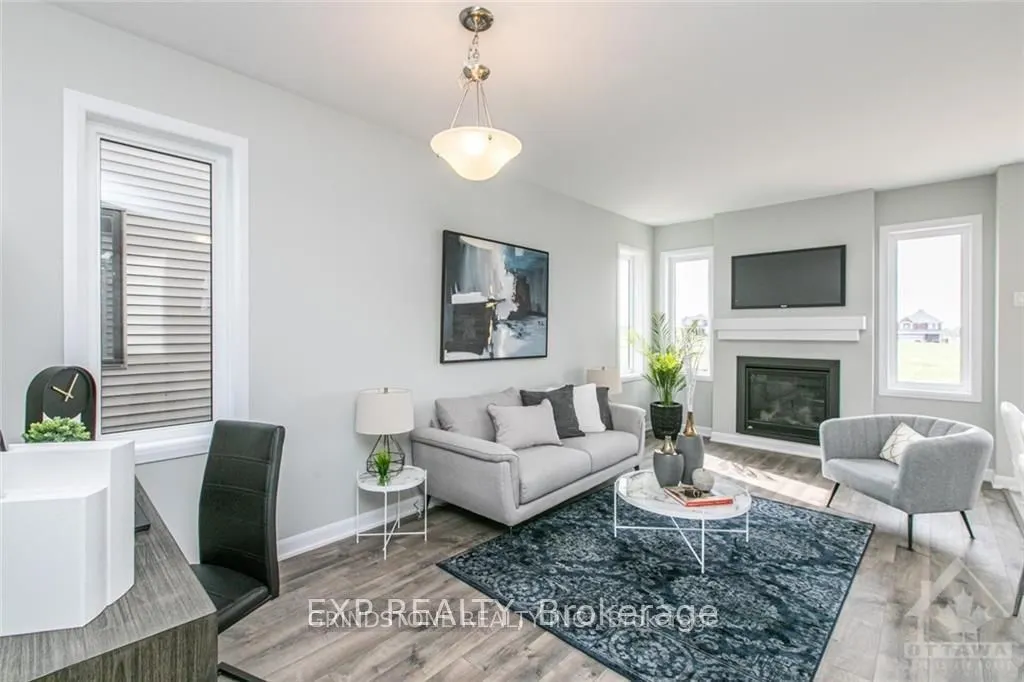 115 TEELIN Circle