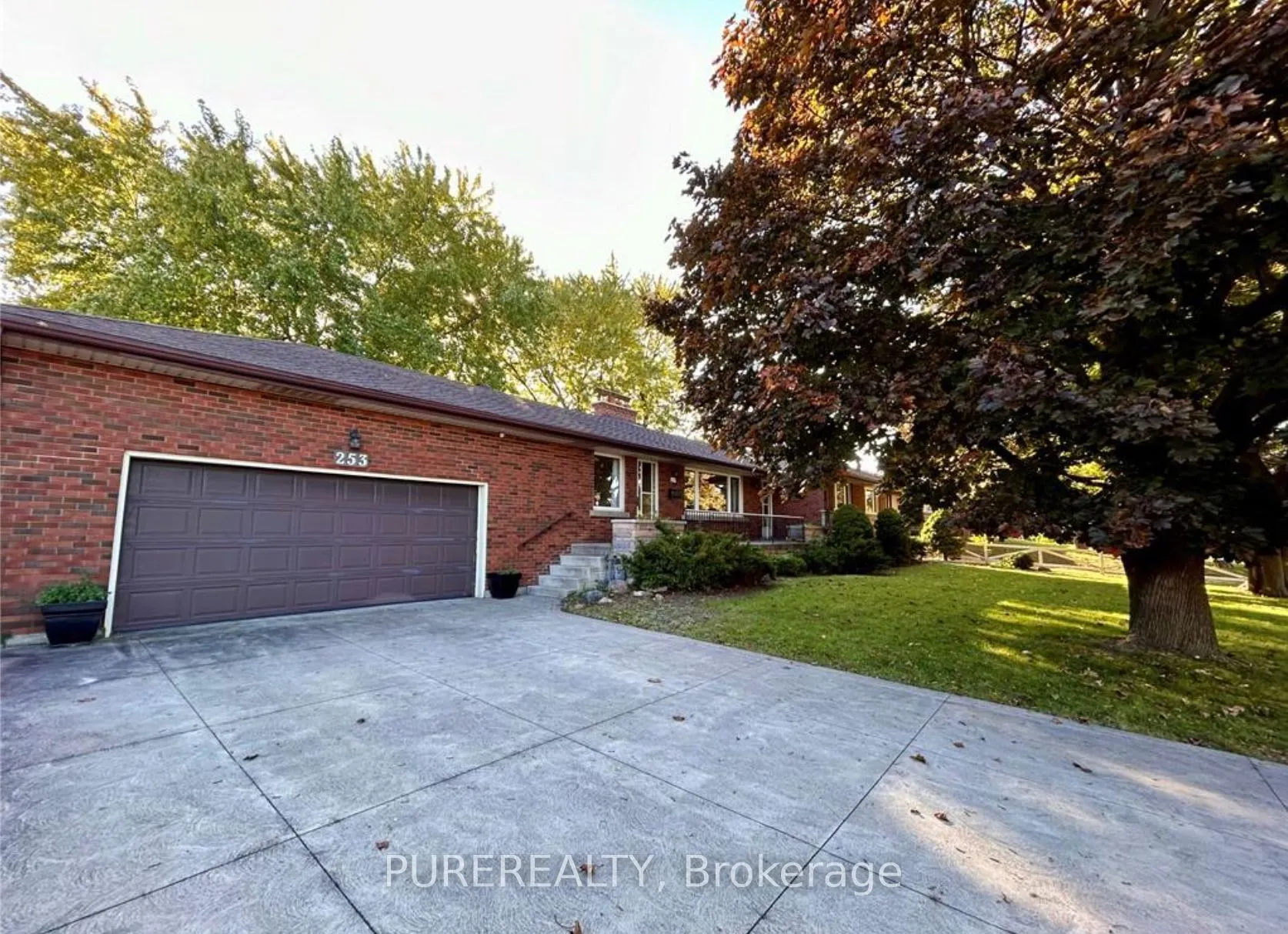 253 Limeridge Road W