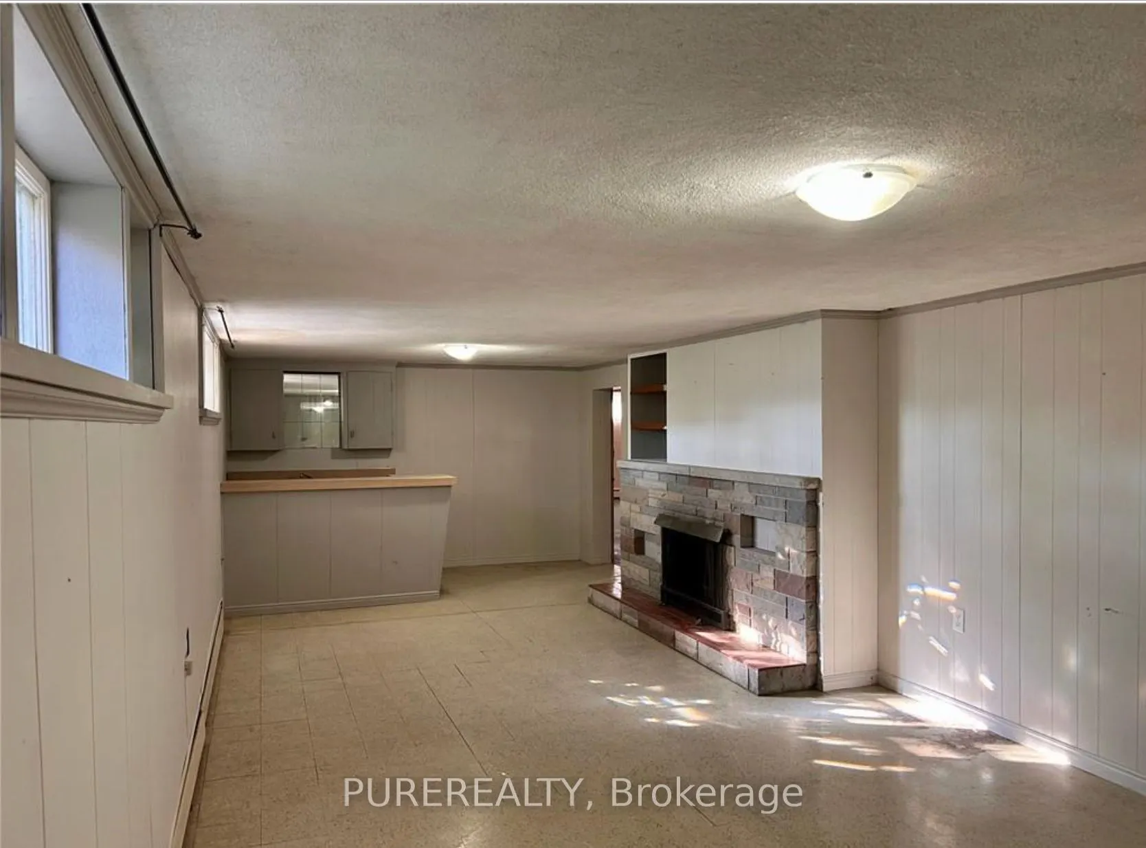 253 Limeridge Road W
