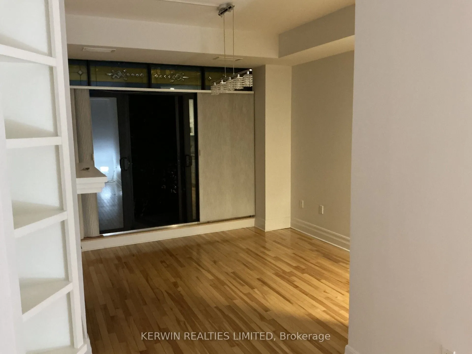 375 Lisgar Street W, #304