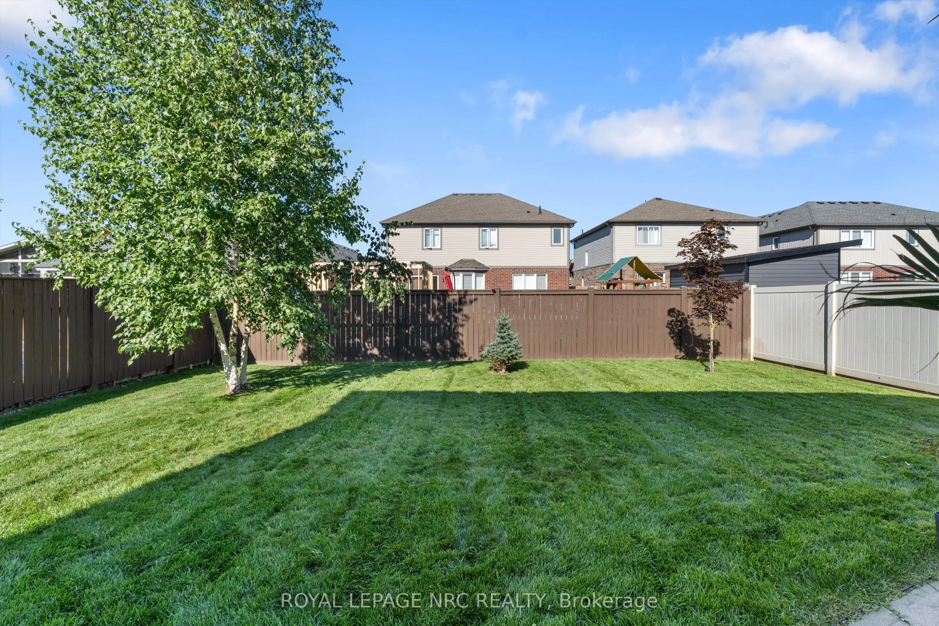 278 Cardinal Crescent