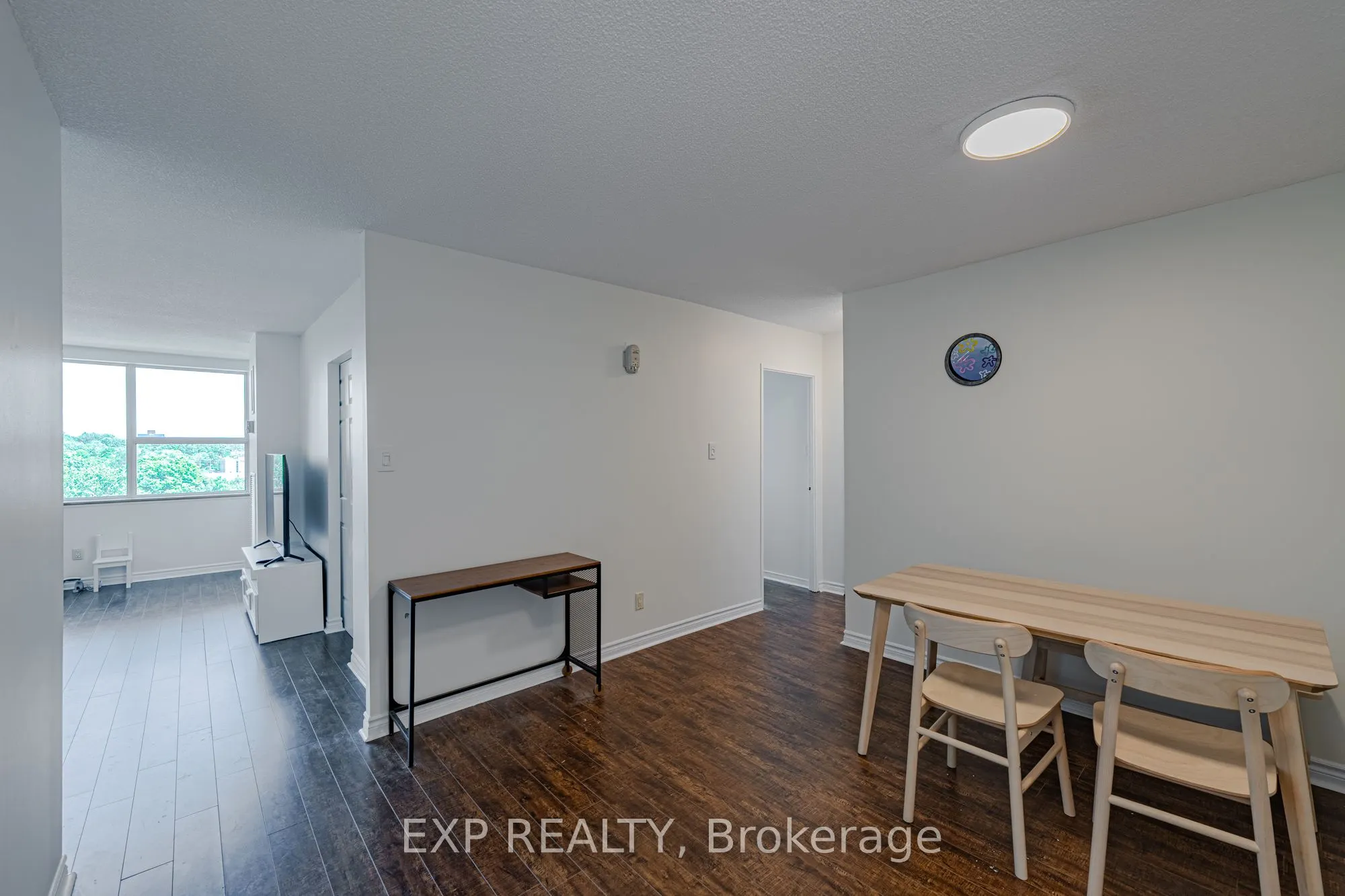 555 BRITTANY Drive, #1111