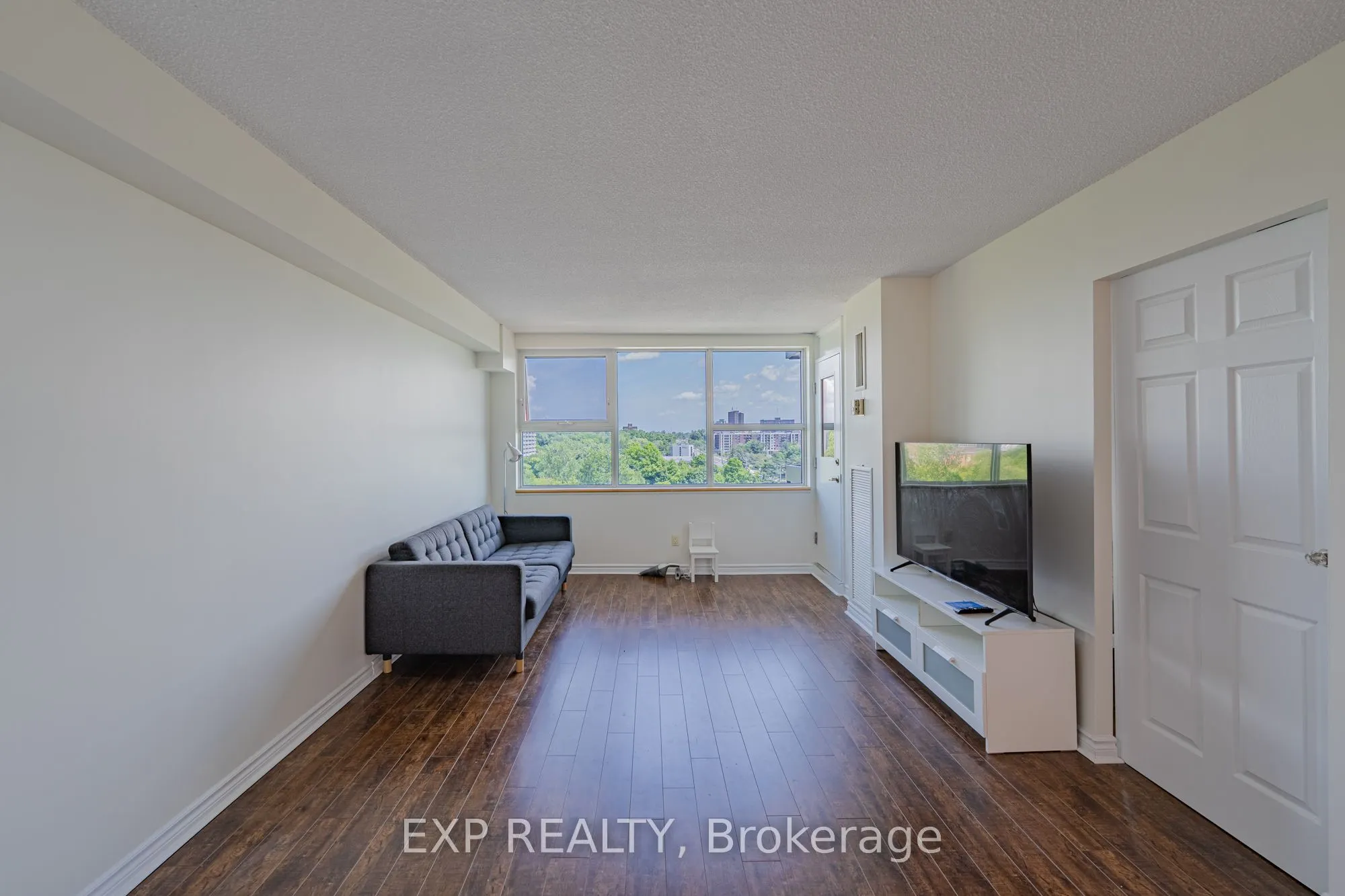 555 BRITTANY Drive, #1111