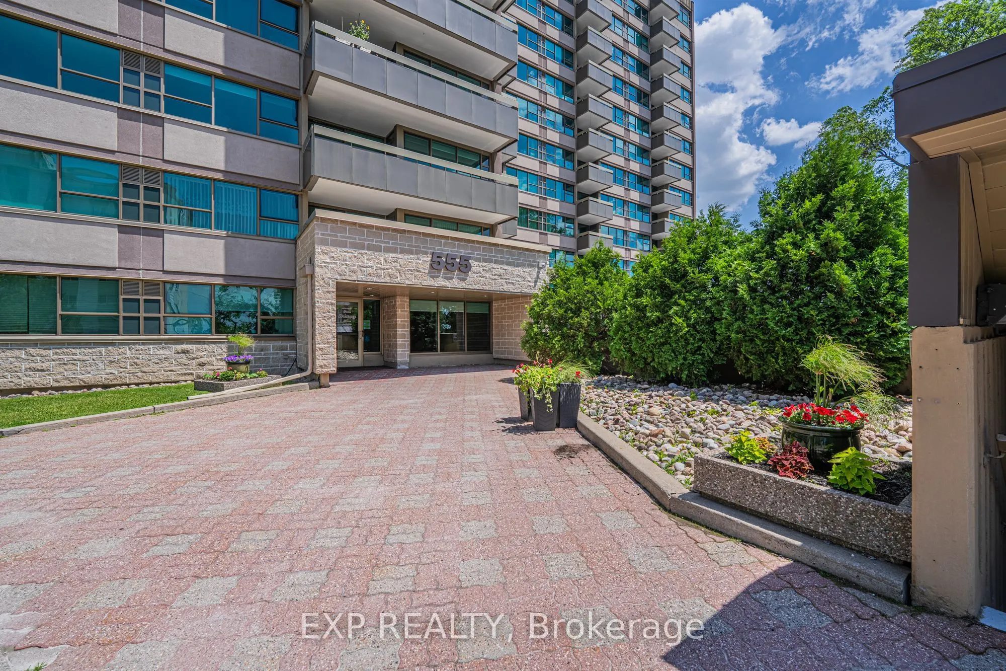 555 BRITTANY Drive, #1111