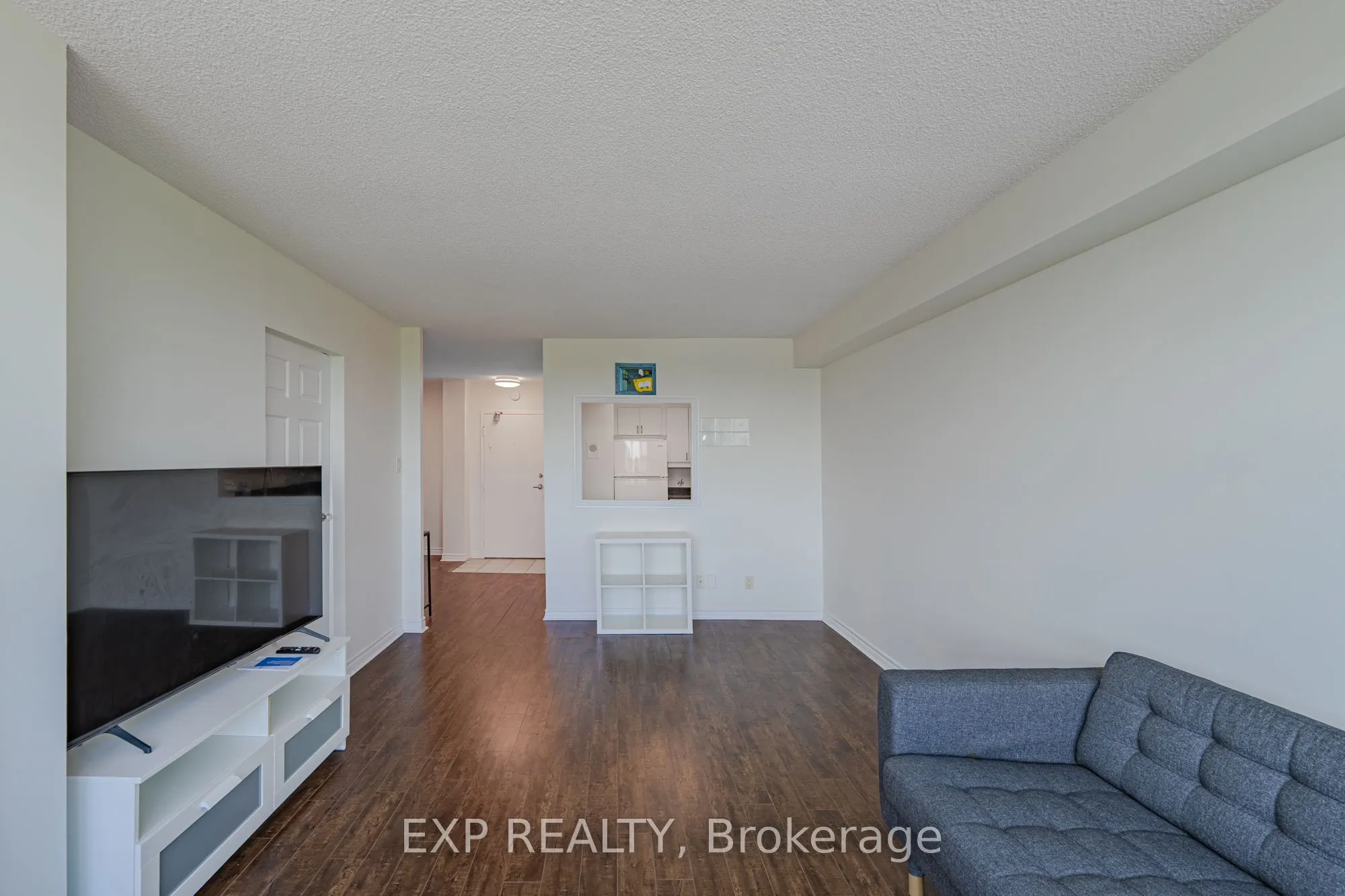 555 BRITTANY Drive, #1111