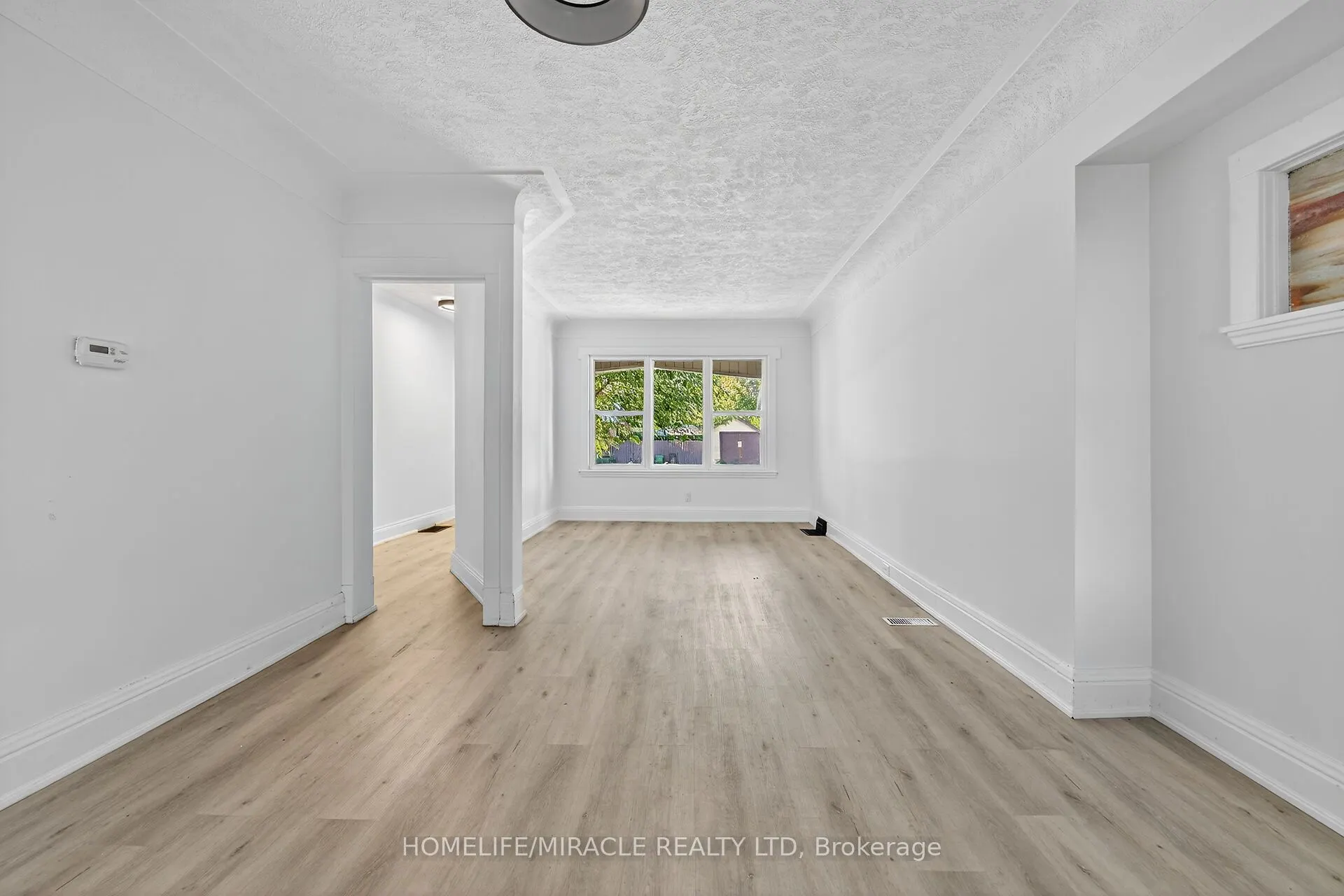 463 Dunsmure Road