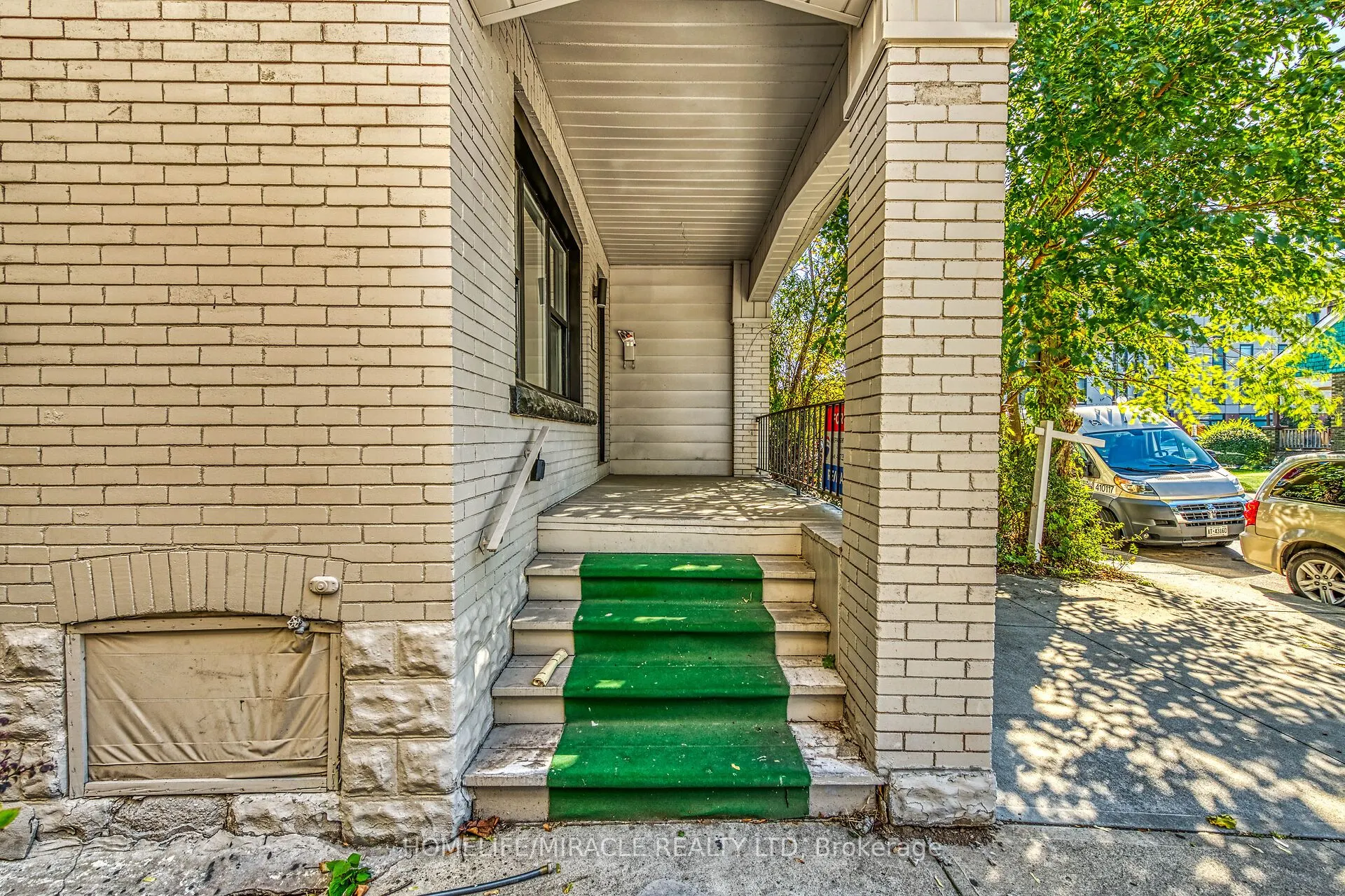 463 Dunsmure Road
