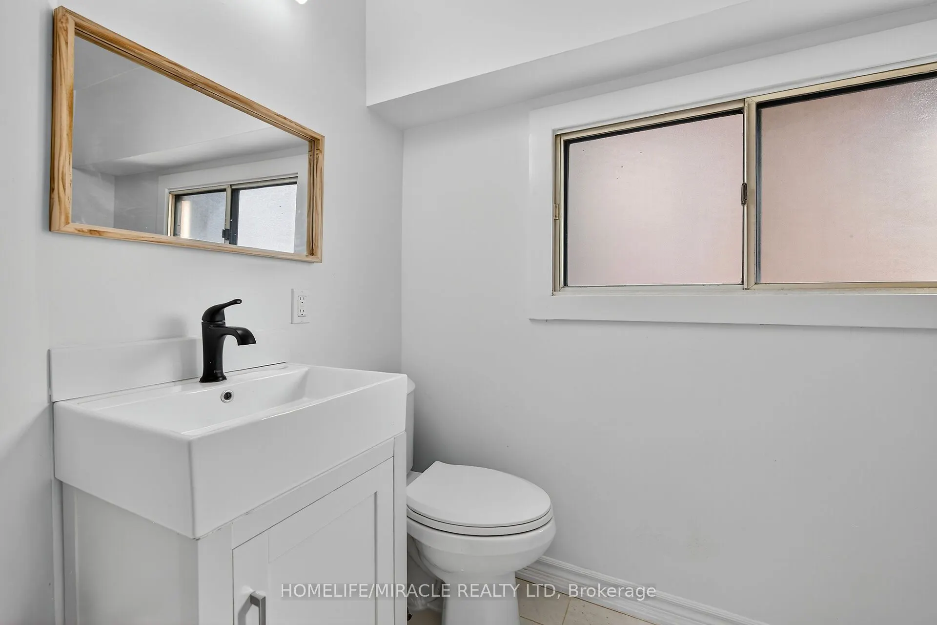 463 Dunsmure Road