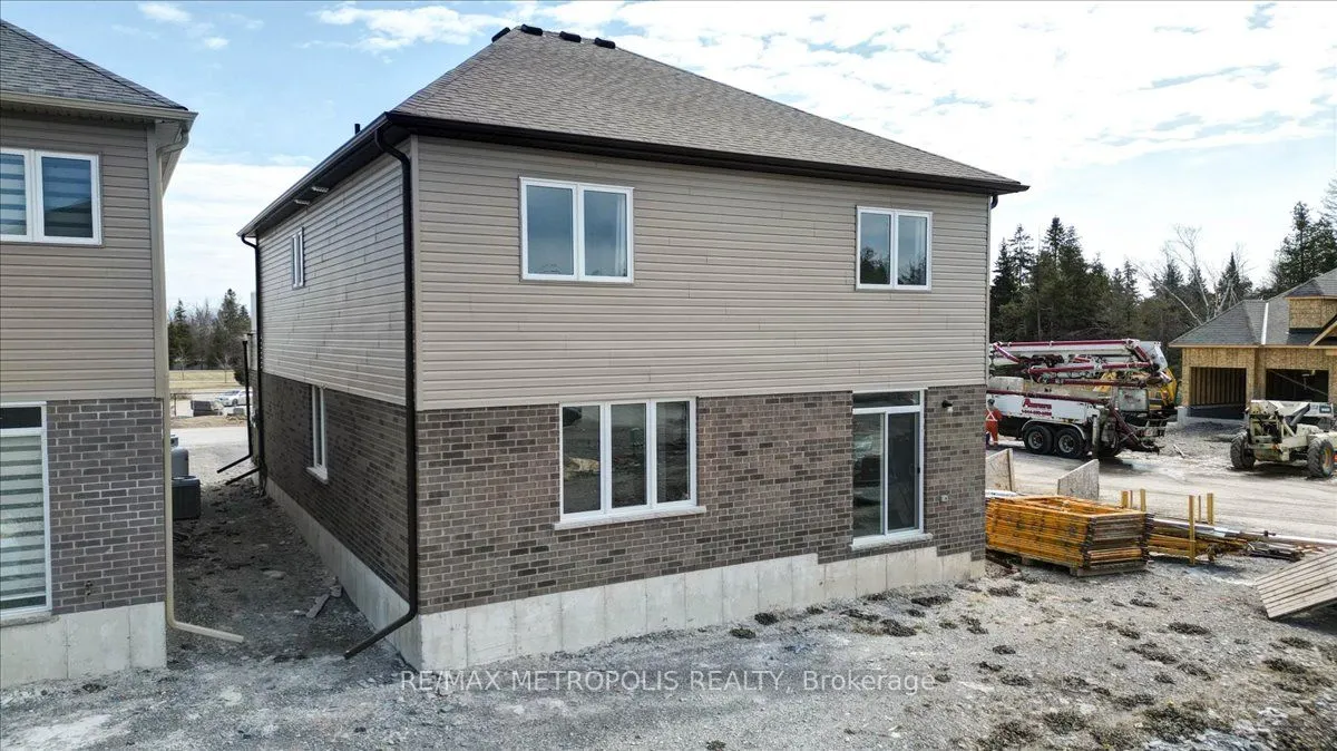 78 Hillcroft Way