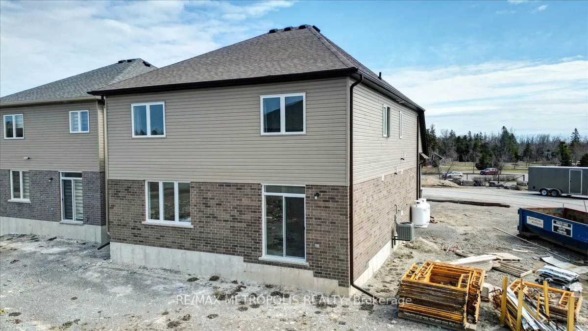 78 Hillcroft Way