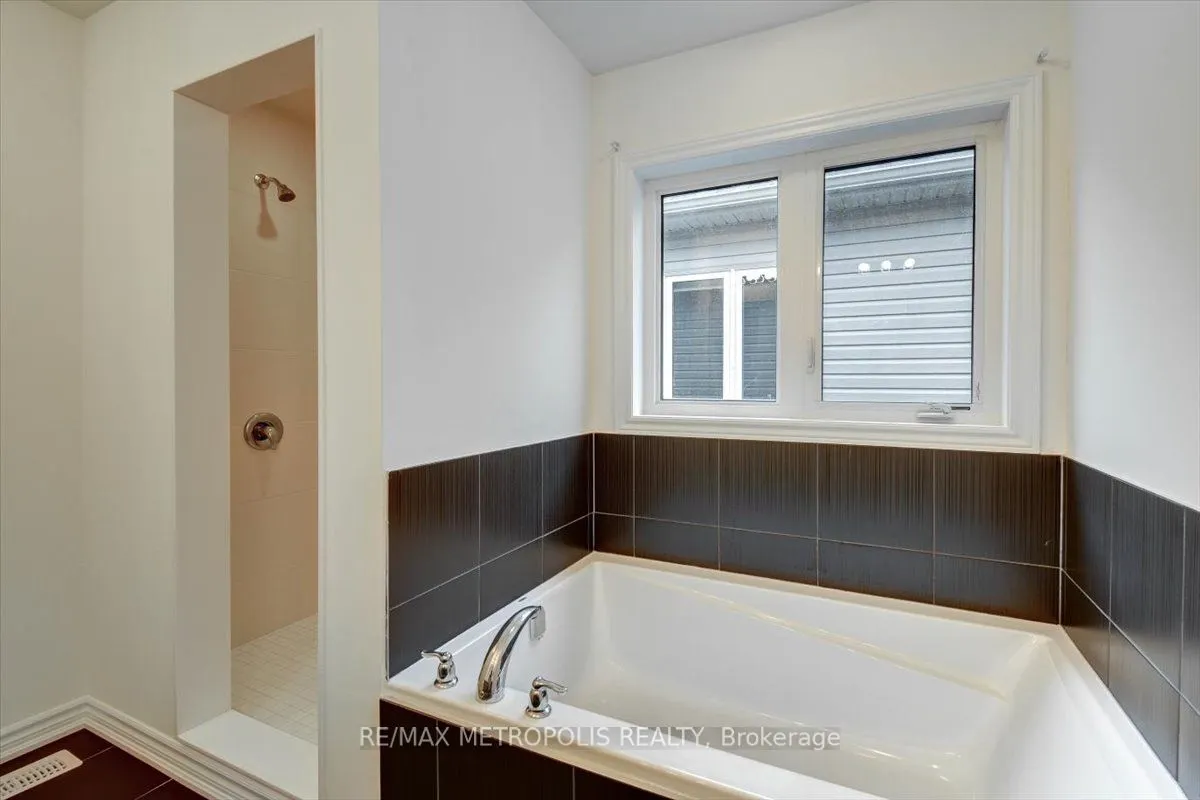 78 Hillcroft Way