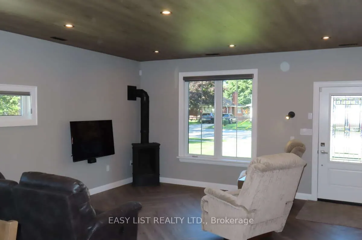 1248 Colborne Road