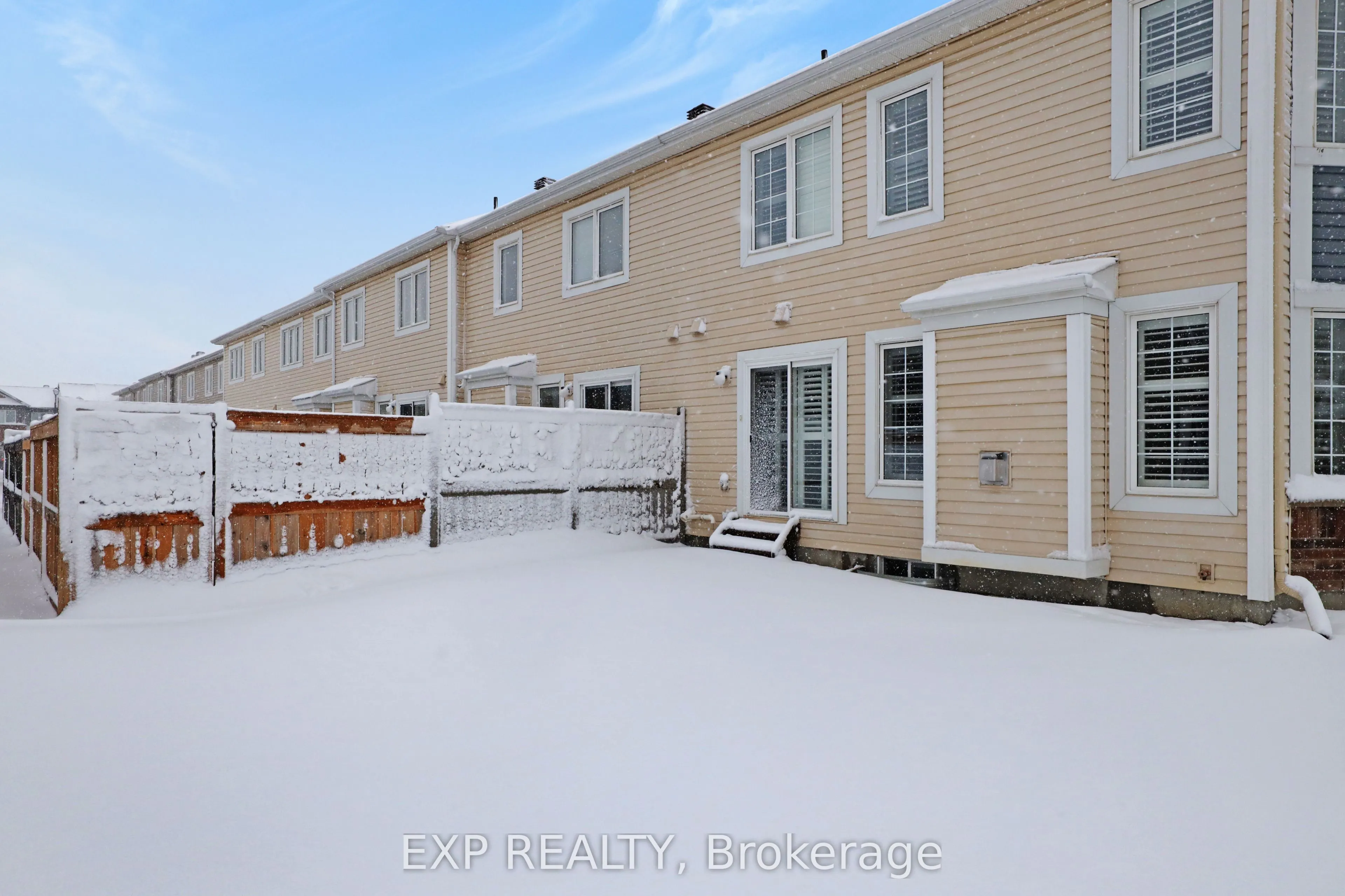 701 Mayfly Crescent