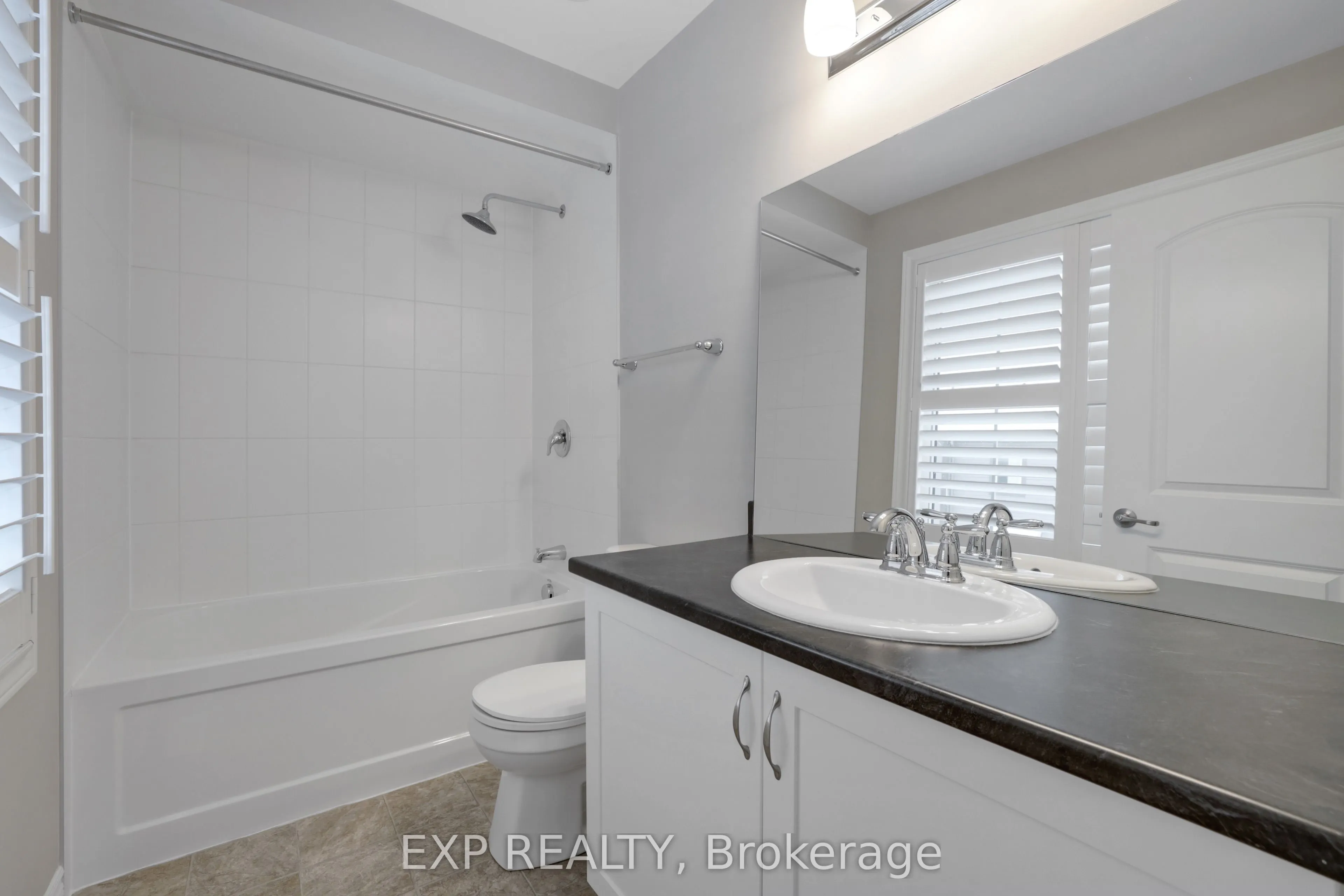 701 Mayfly Crescent