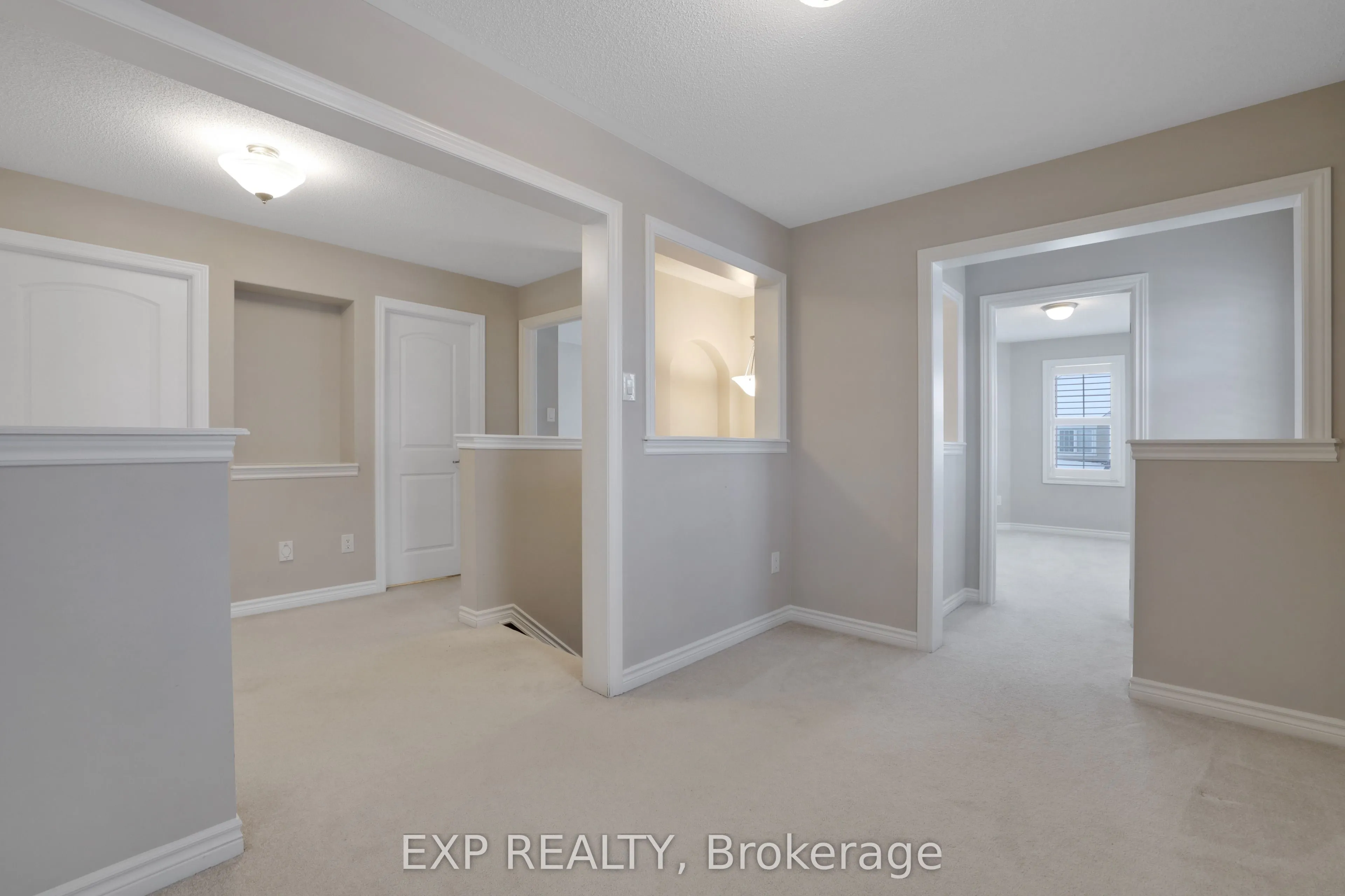 701 Mayfly Crescent