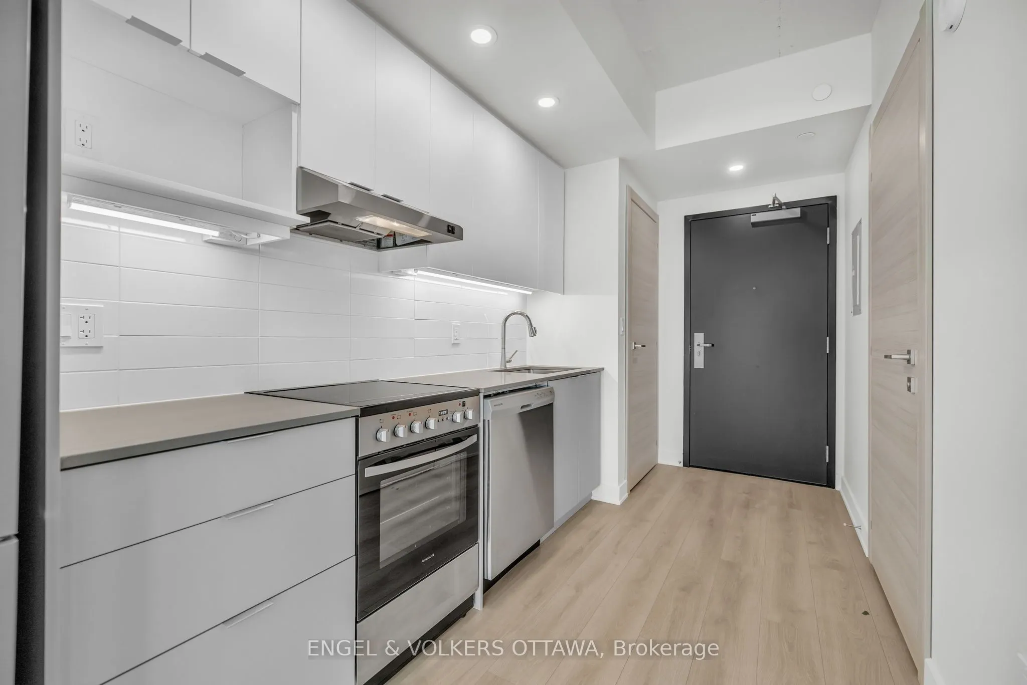 199 Rideau Street, #2207