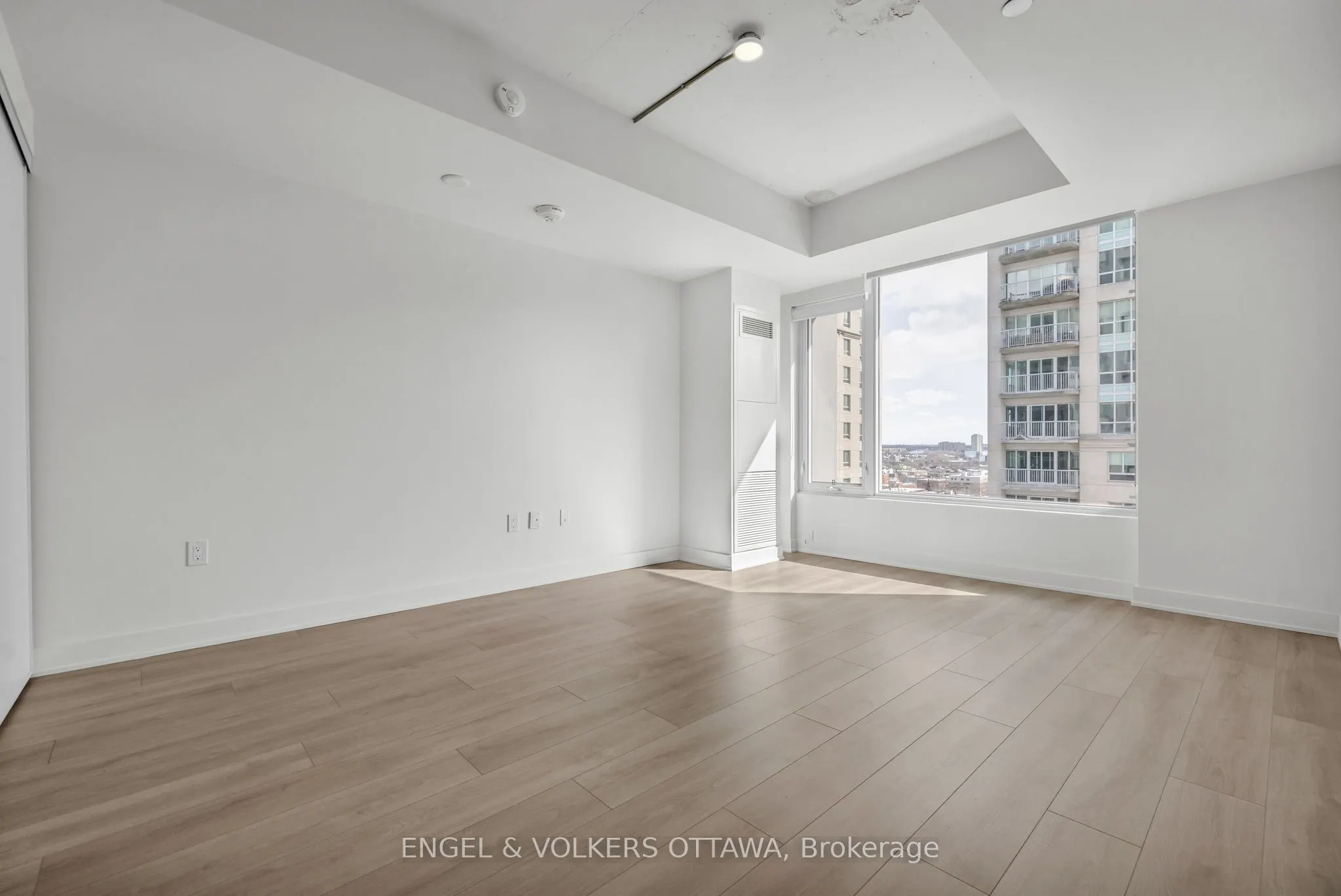 199 Rideau Street, #2207