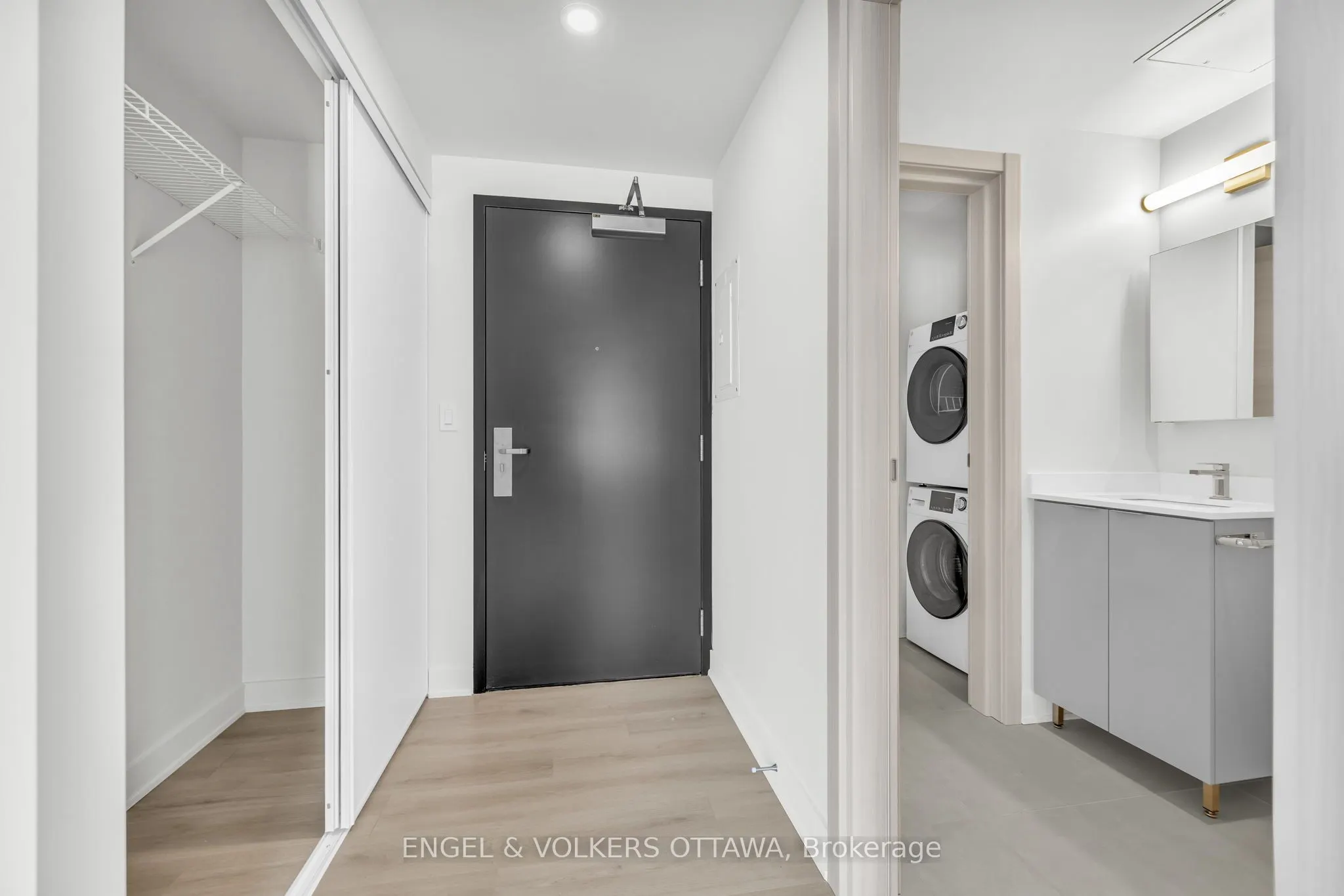 199 Rideau Street, #2104