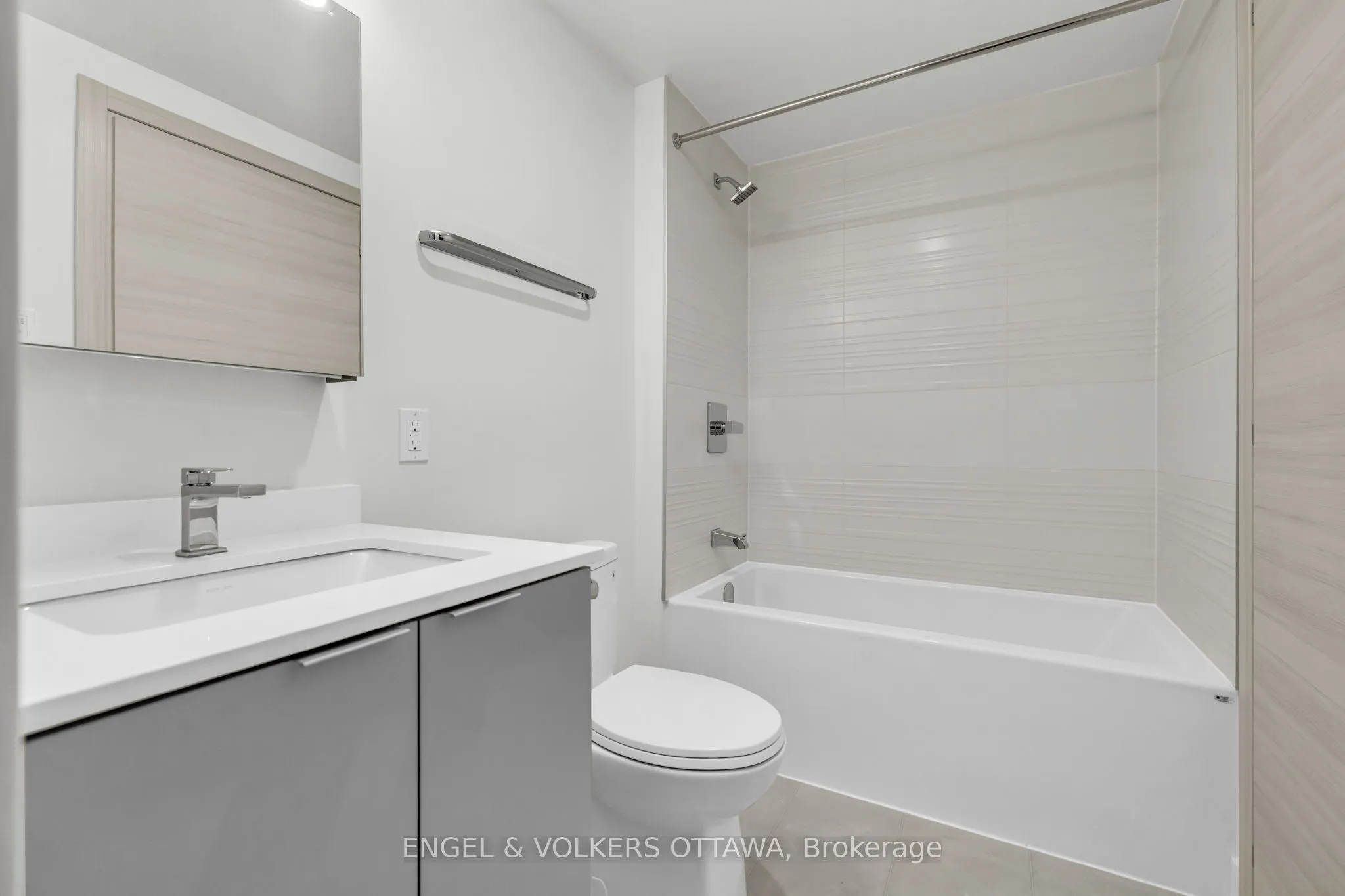 199 Rideau Street, #2104