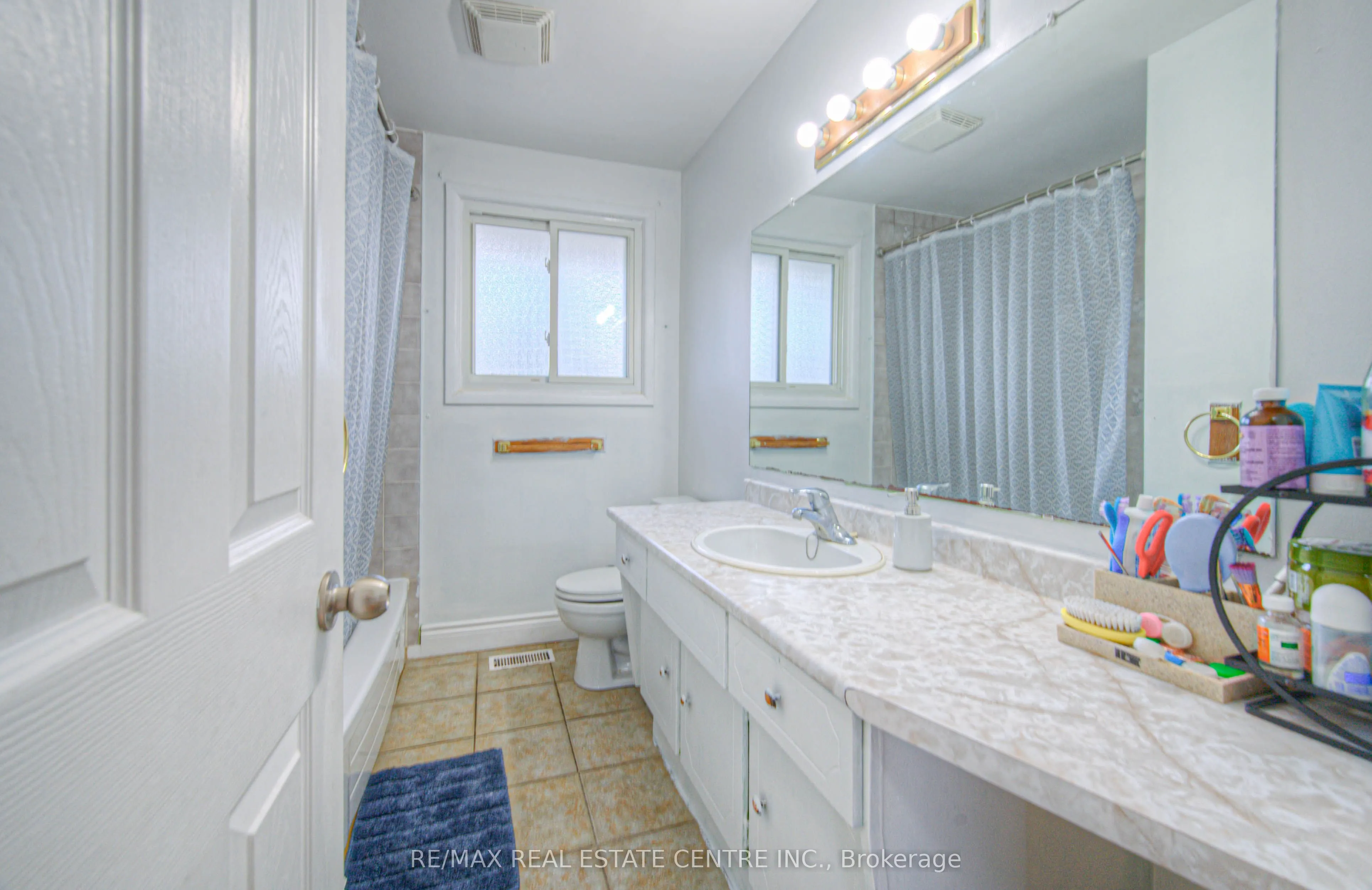 523 Dunbar Road
