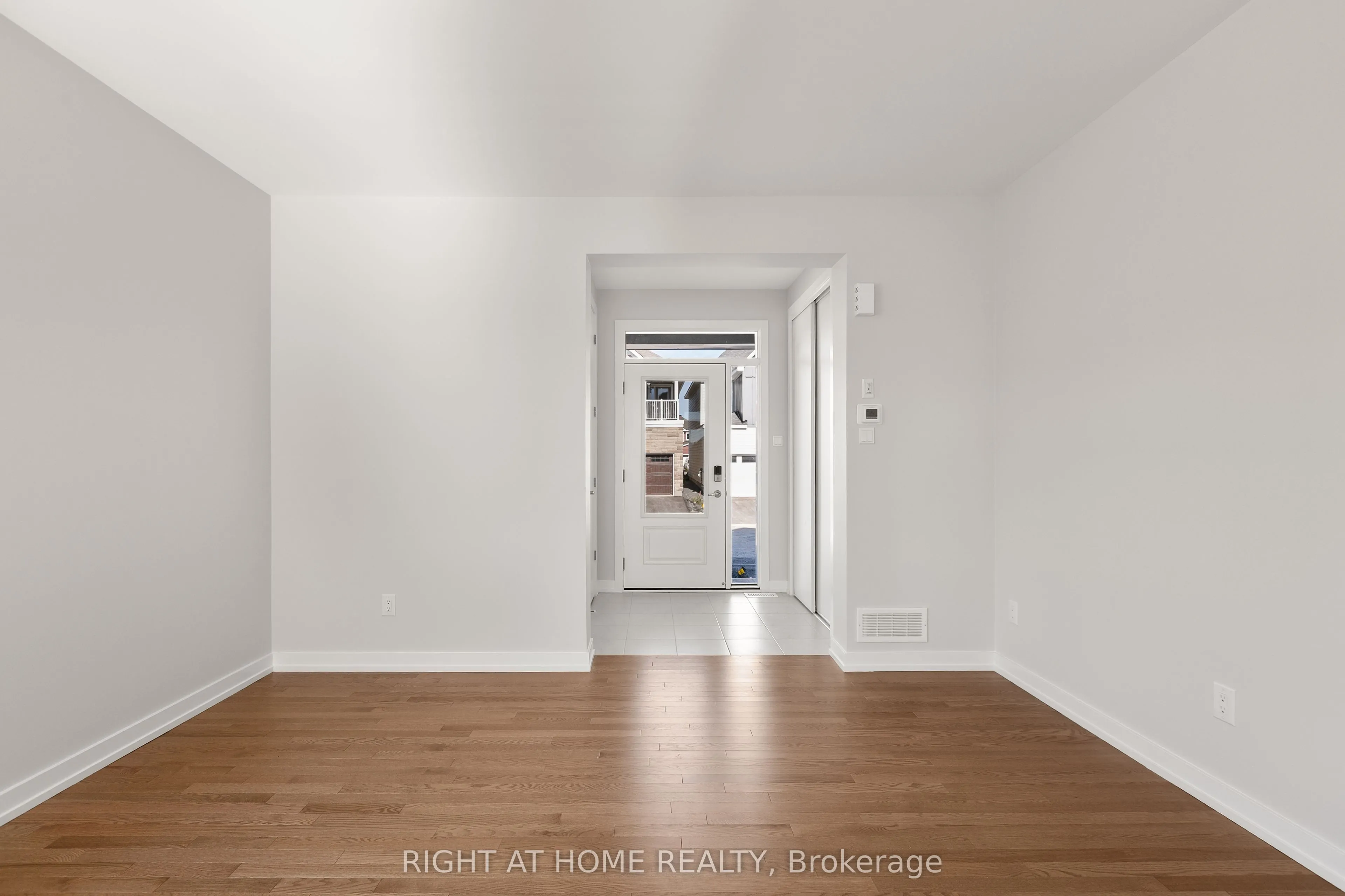 940 Seagrave Lane