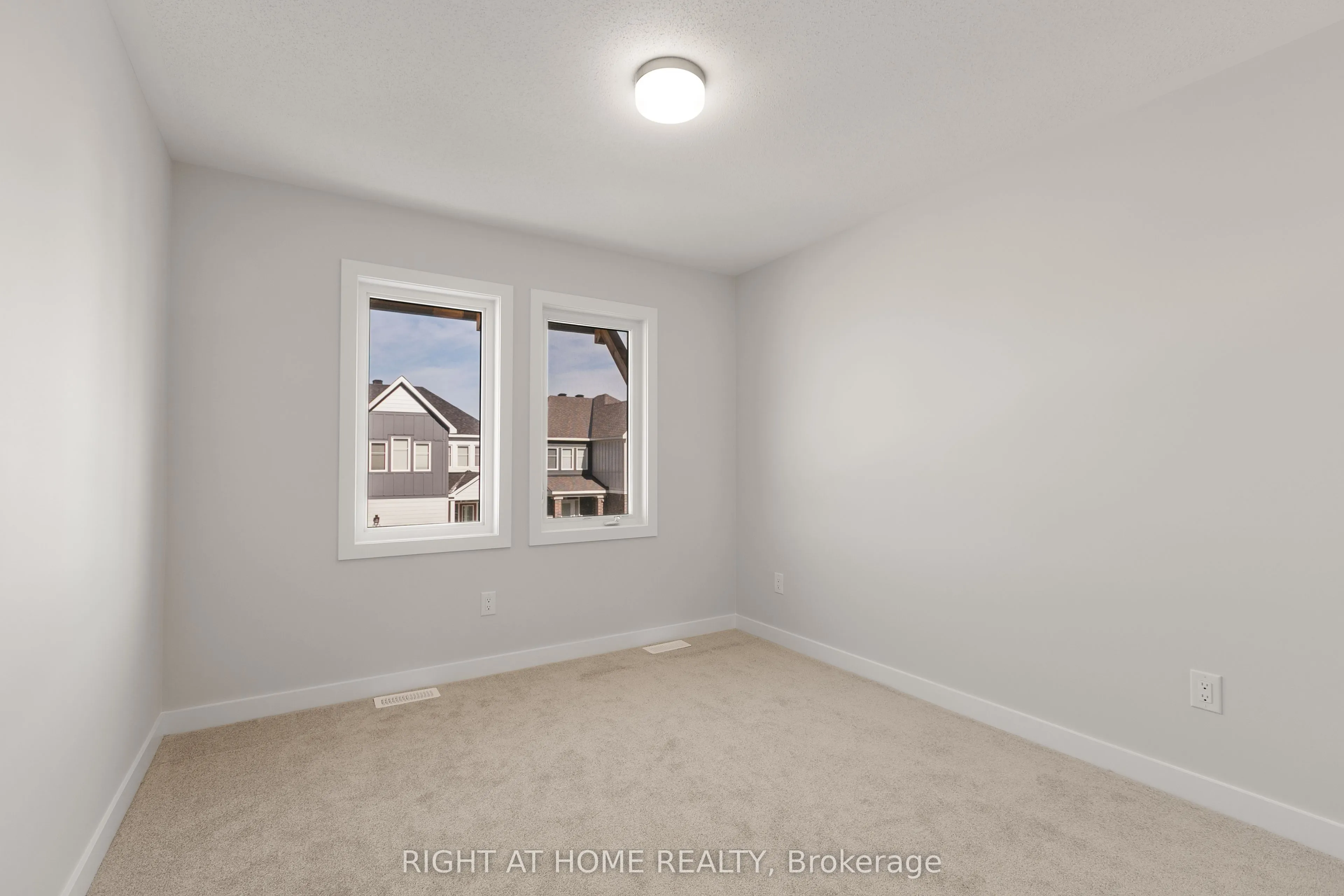940 Seagrave Lane