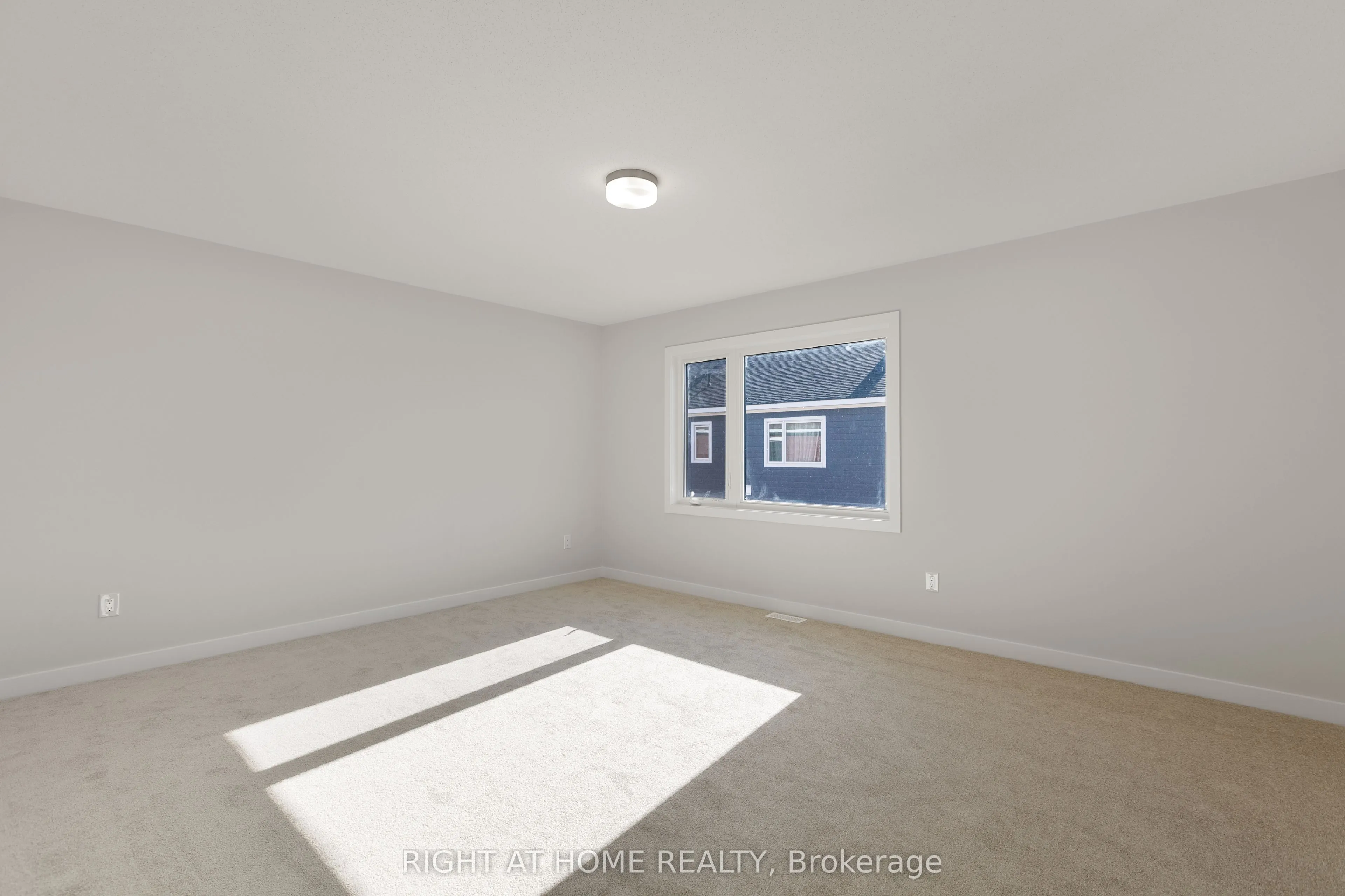 940 Seagrave Lane