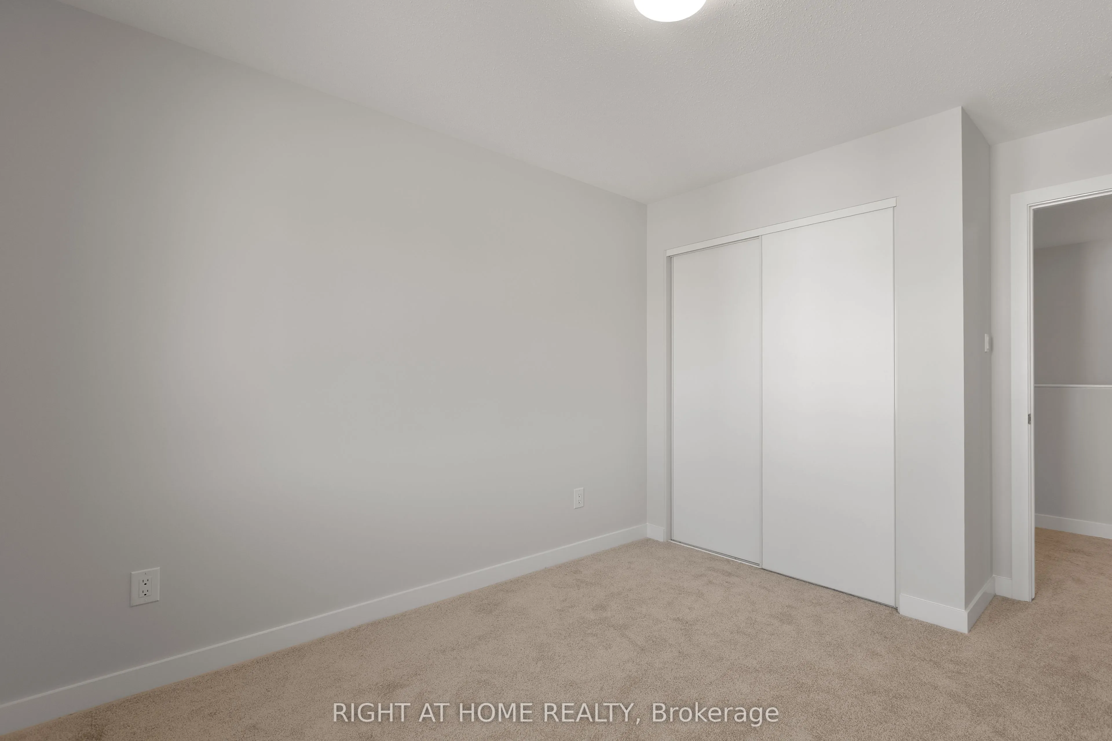 940 Seagrave Lane