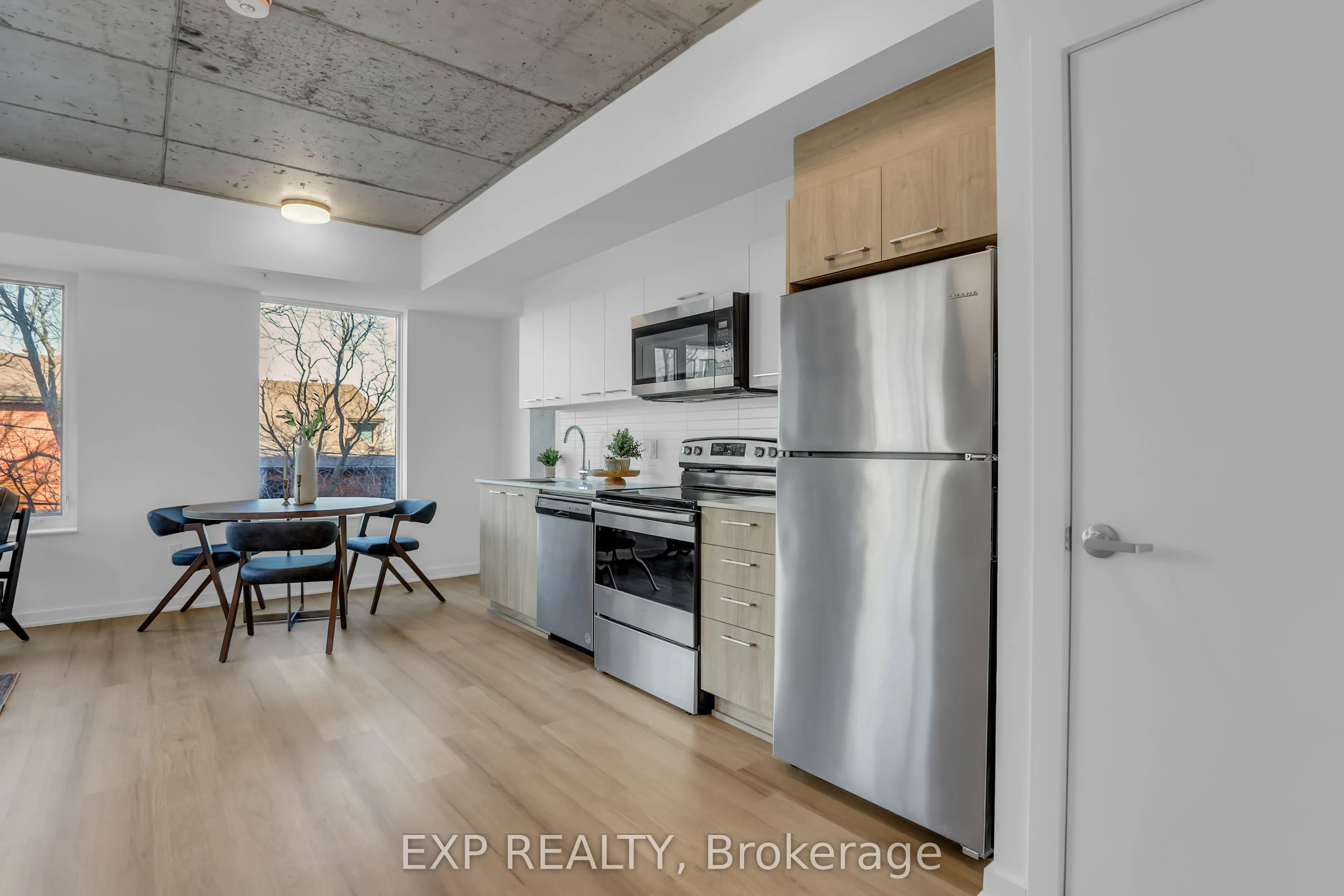 36 Robinson Avenue, #202