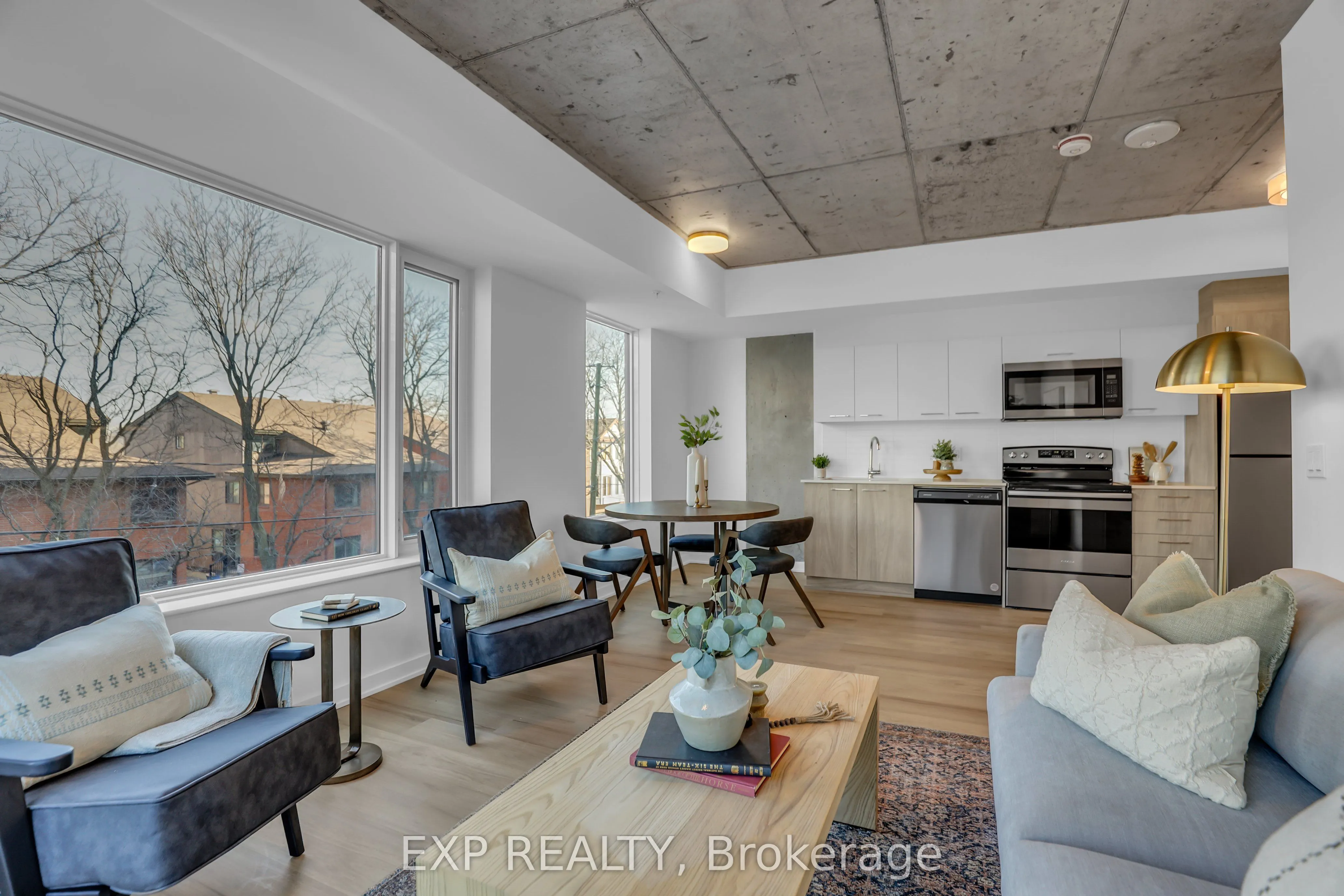 36 Robinson Avenue, #202