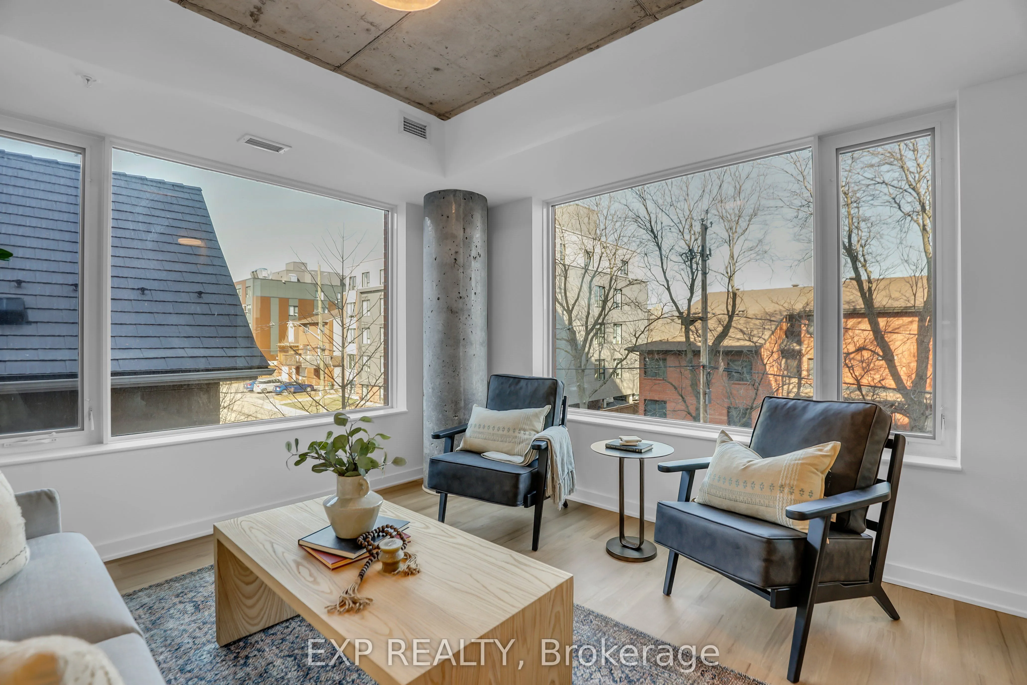 36 Robinson Avenue, #202