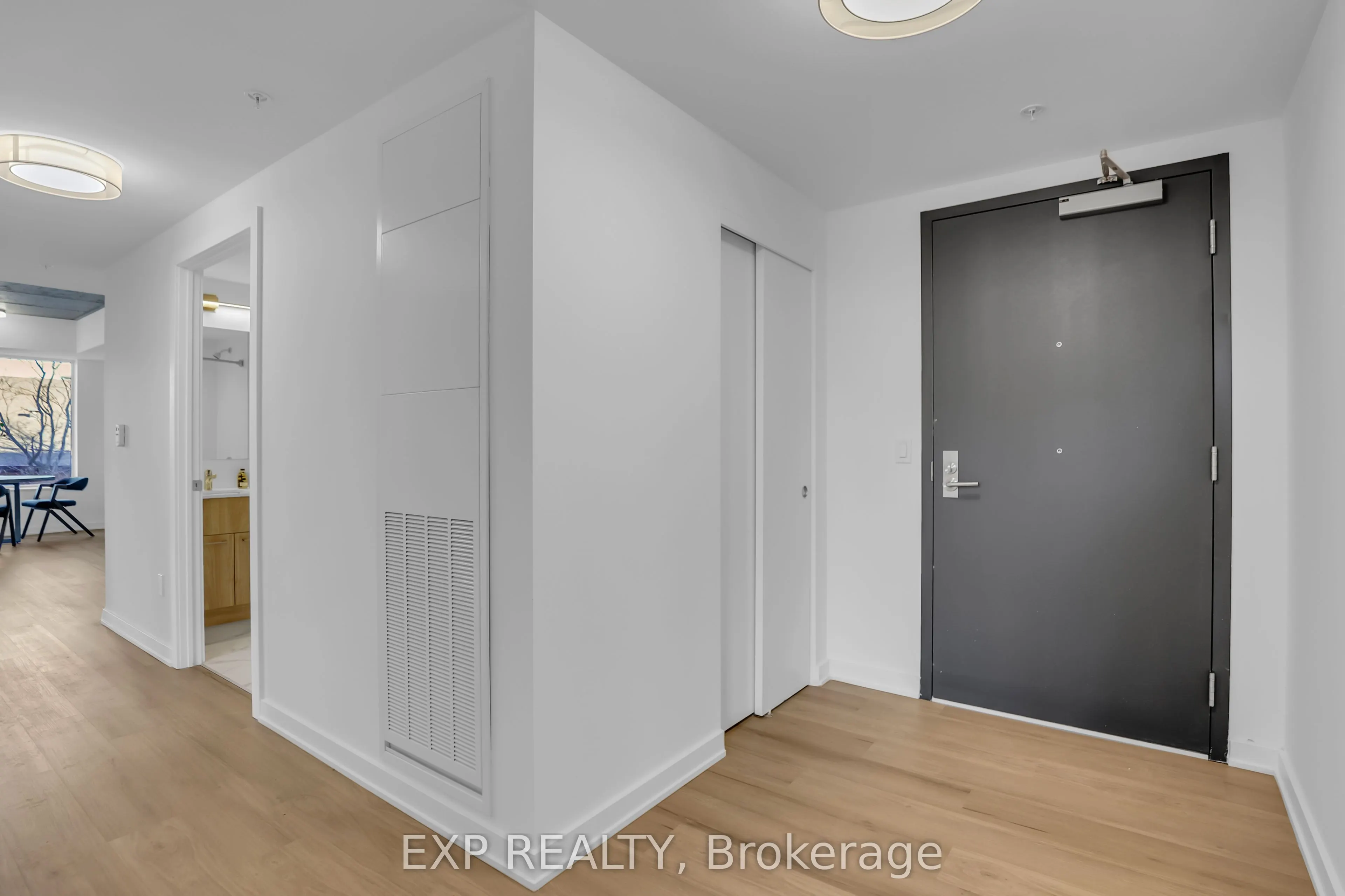 36 Robinson Avenue, #202