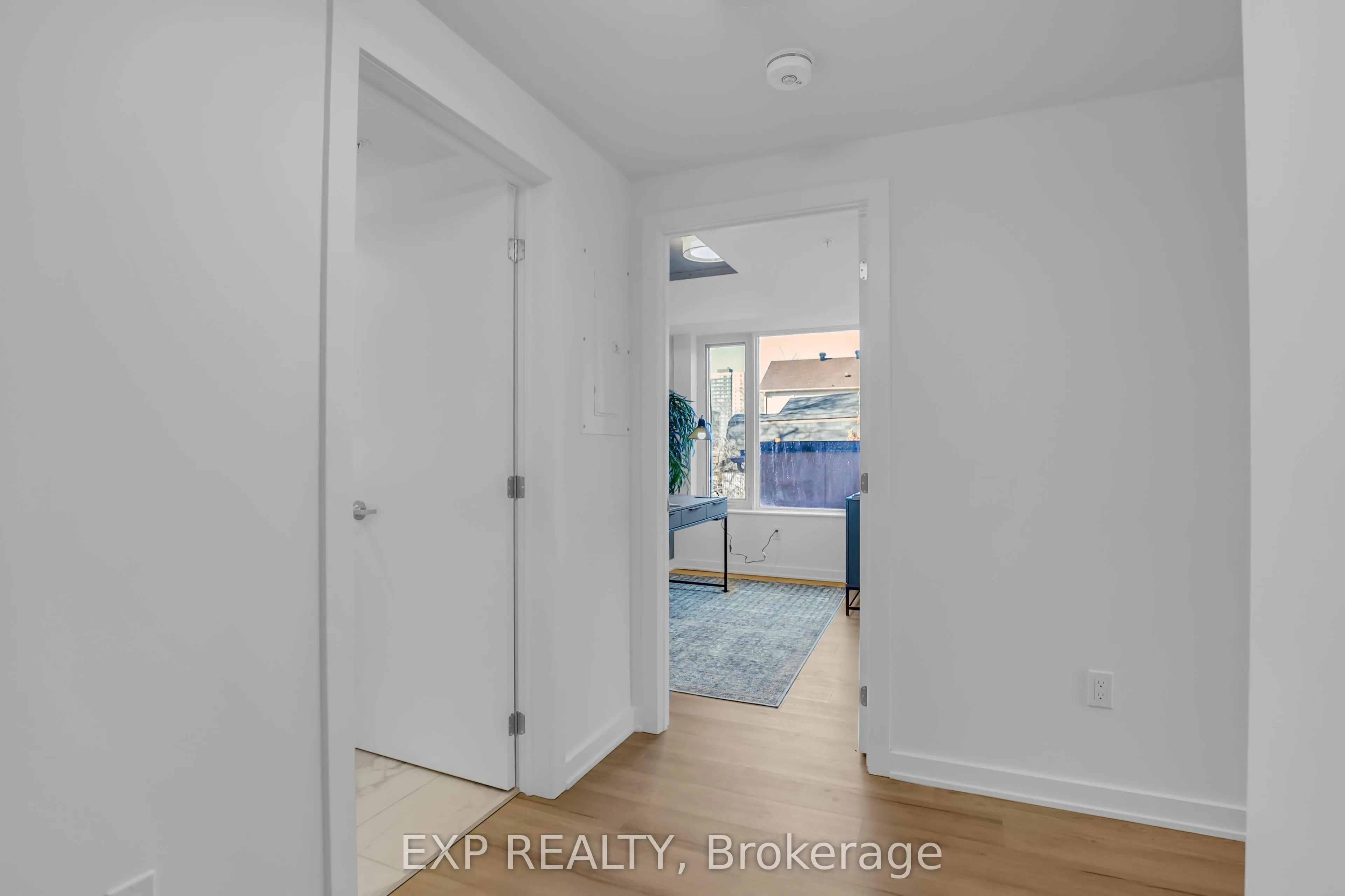 36 Robinson Avenue, #202