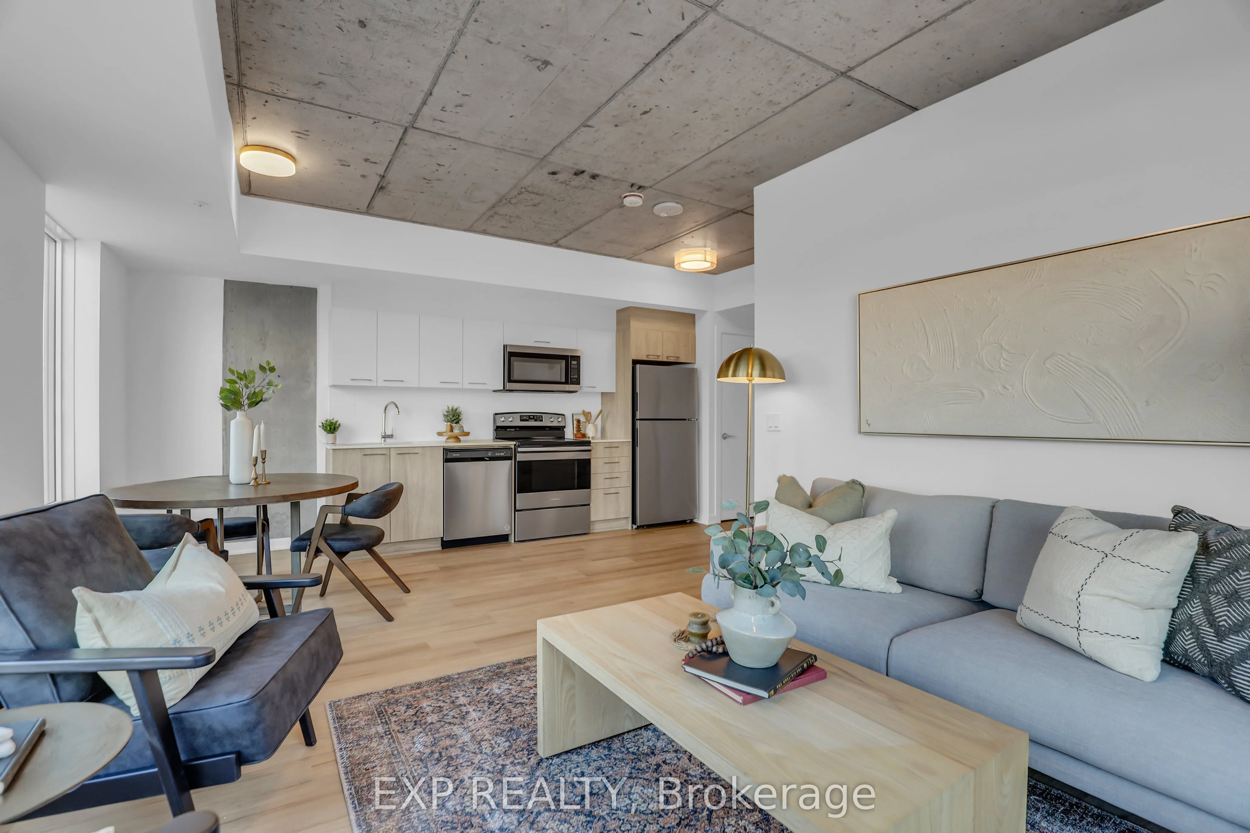 36 Robinson Avenue, #202