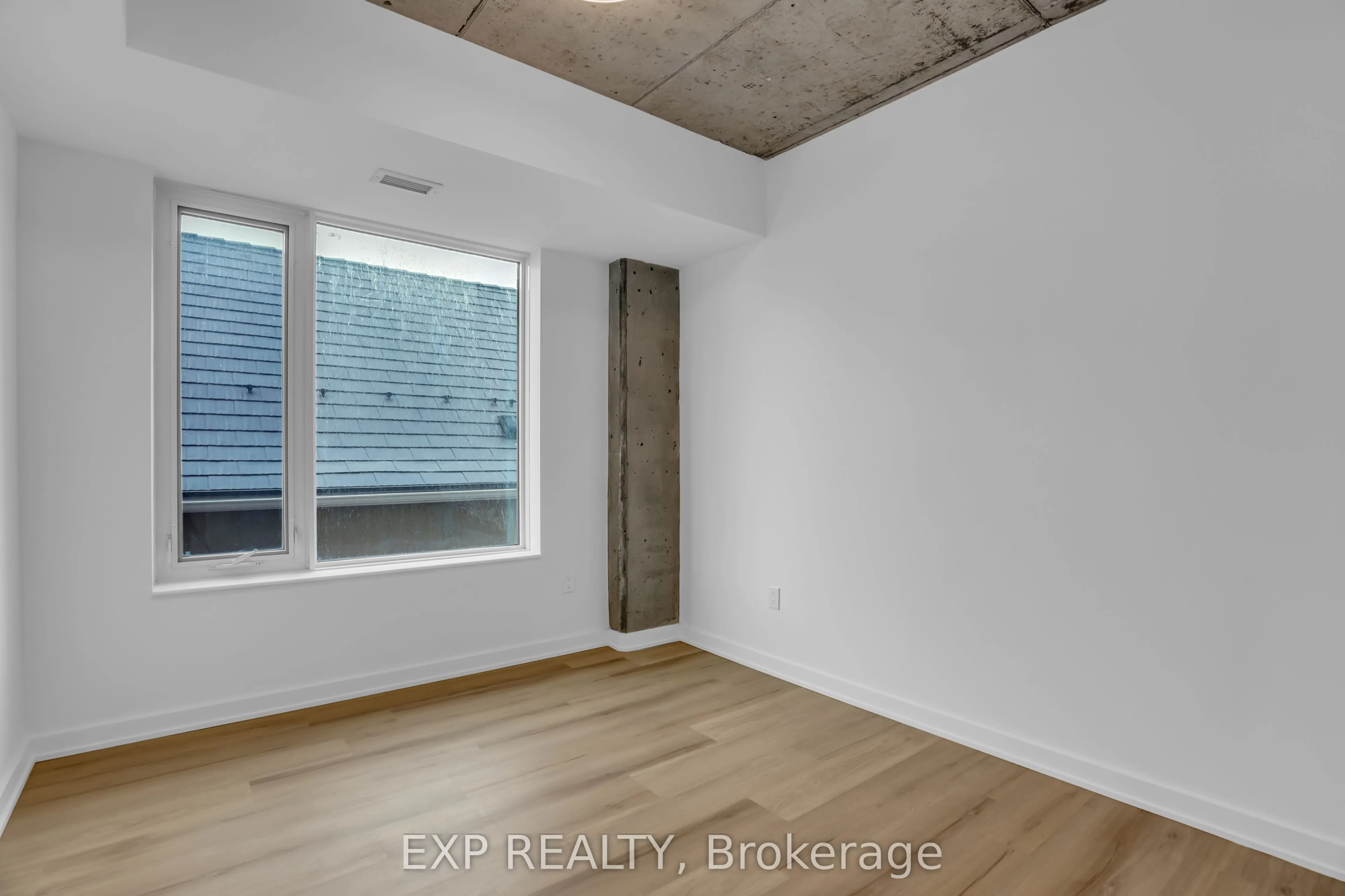36 Robinson Avenue, #202