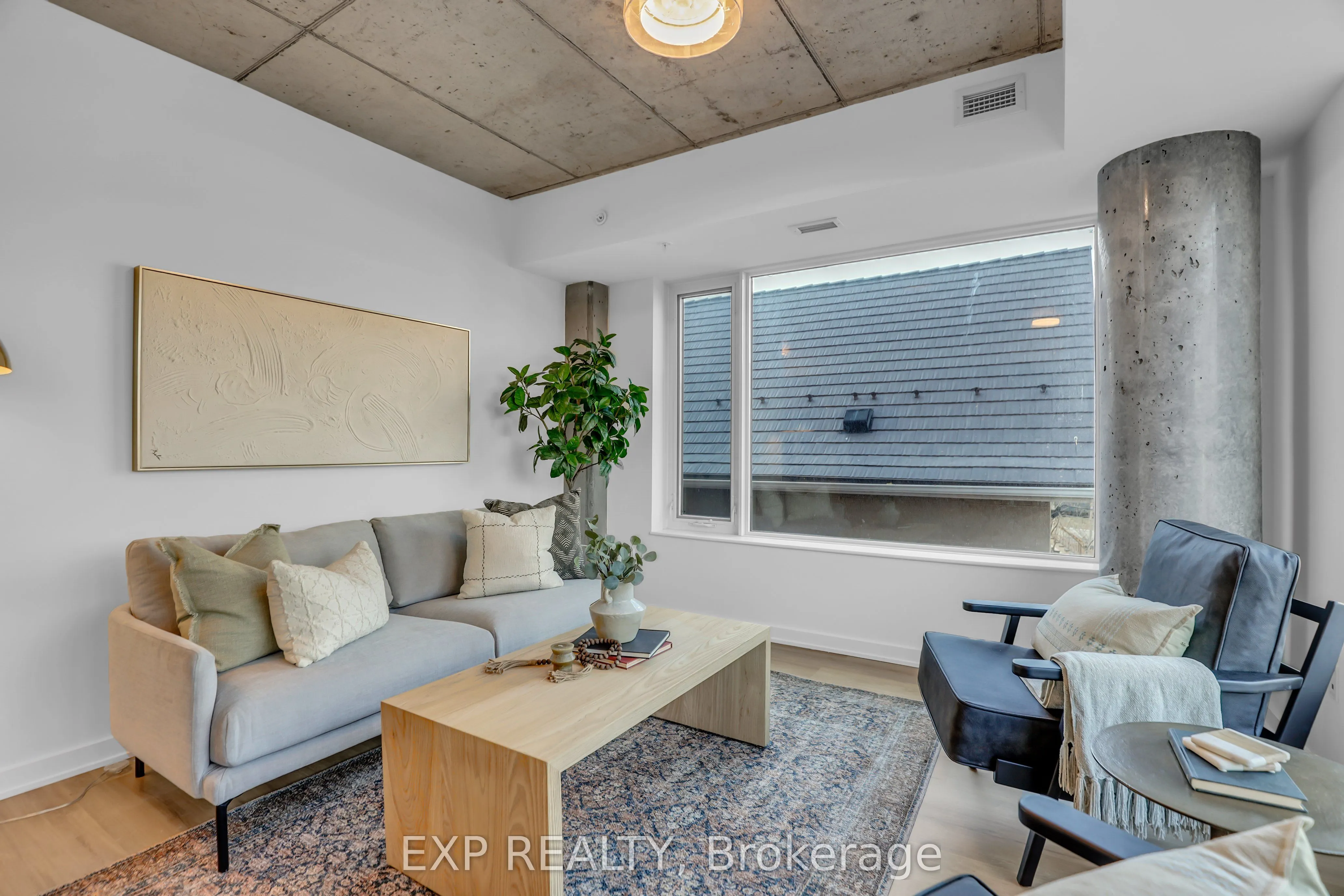 36 Robinson Avenue, #202