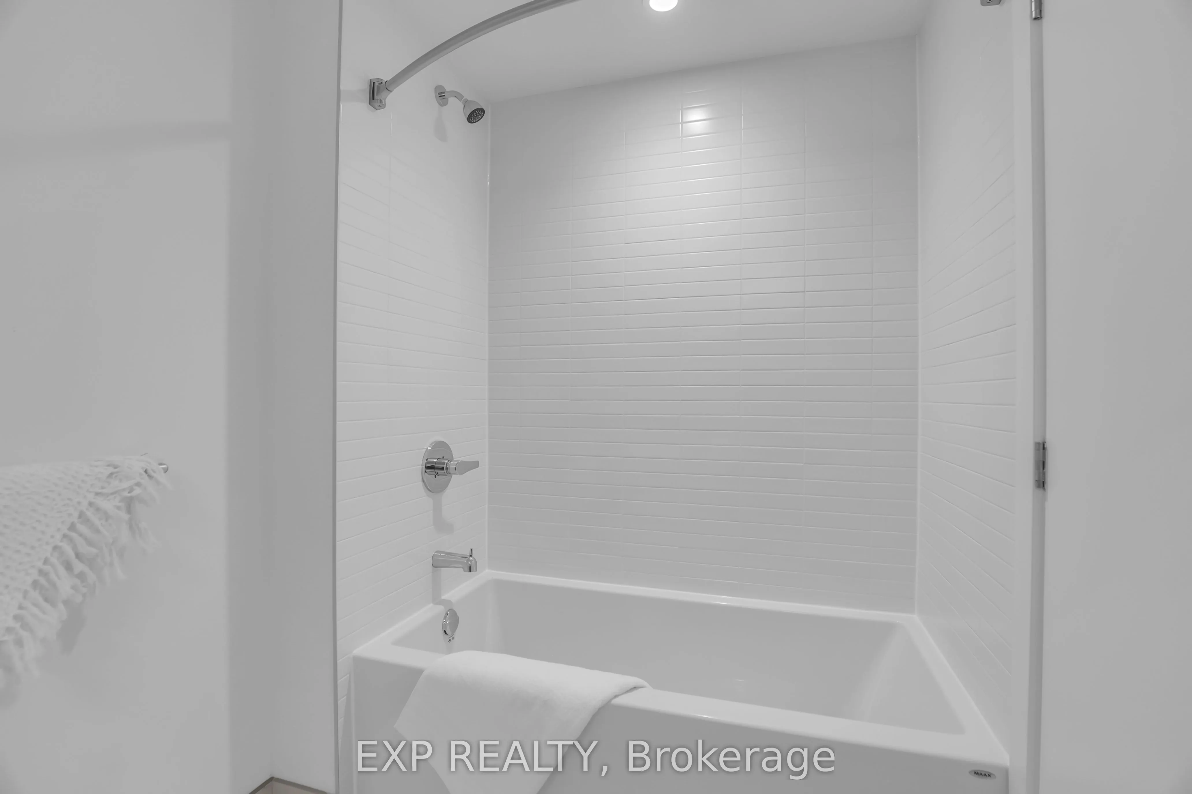 36 Robinson Avenue, #202